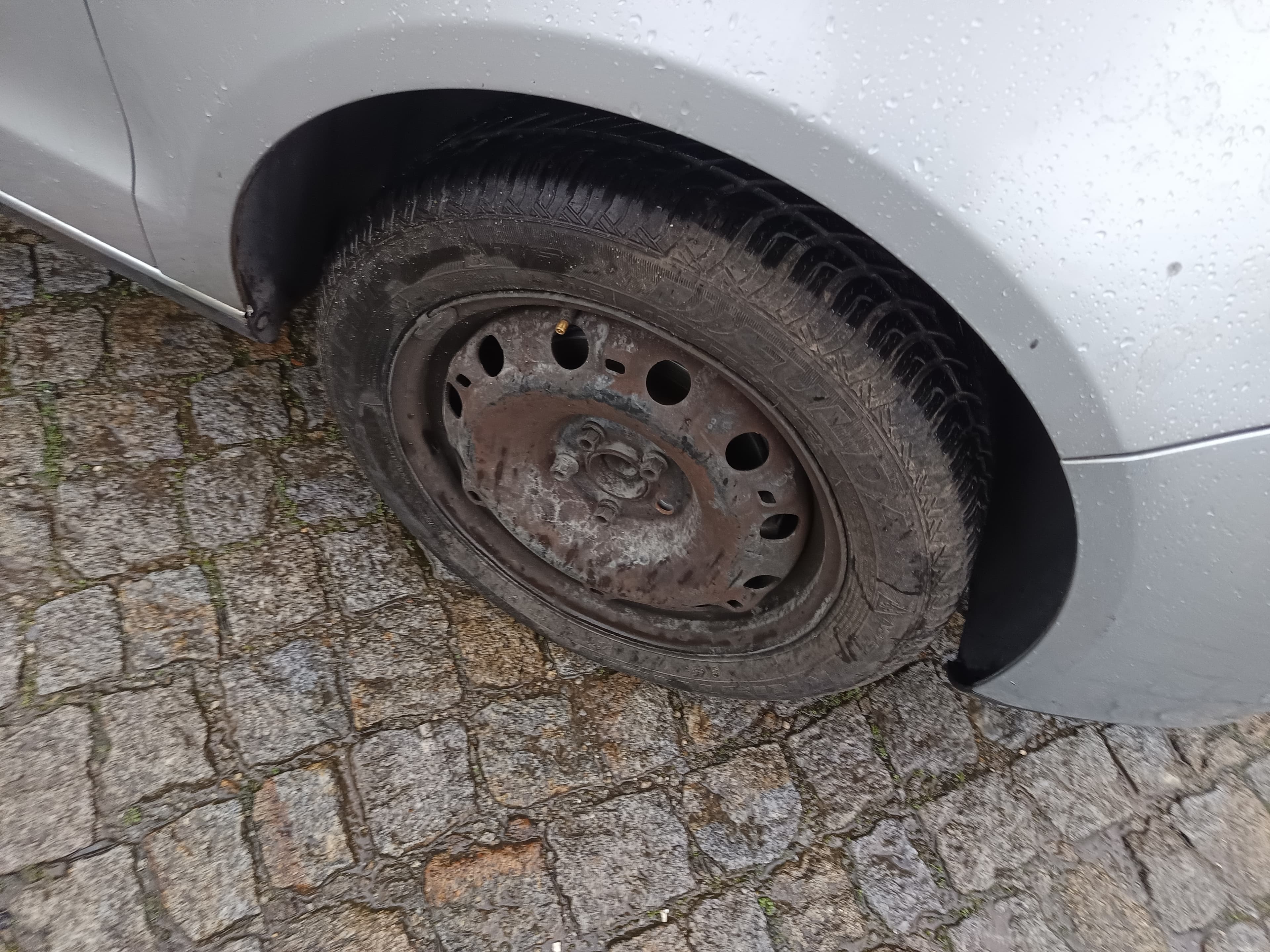 Volkswagen Polo · Ano 2008 — imagen 7