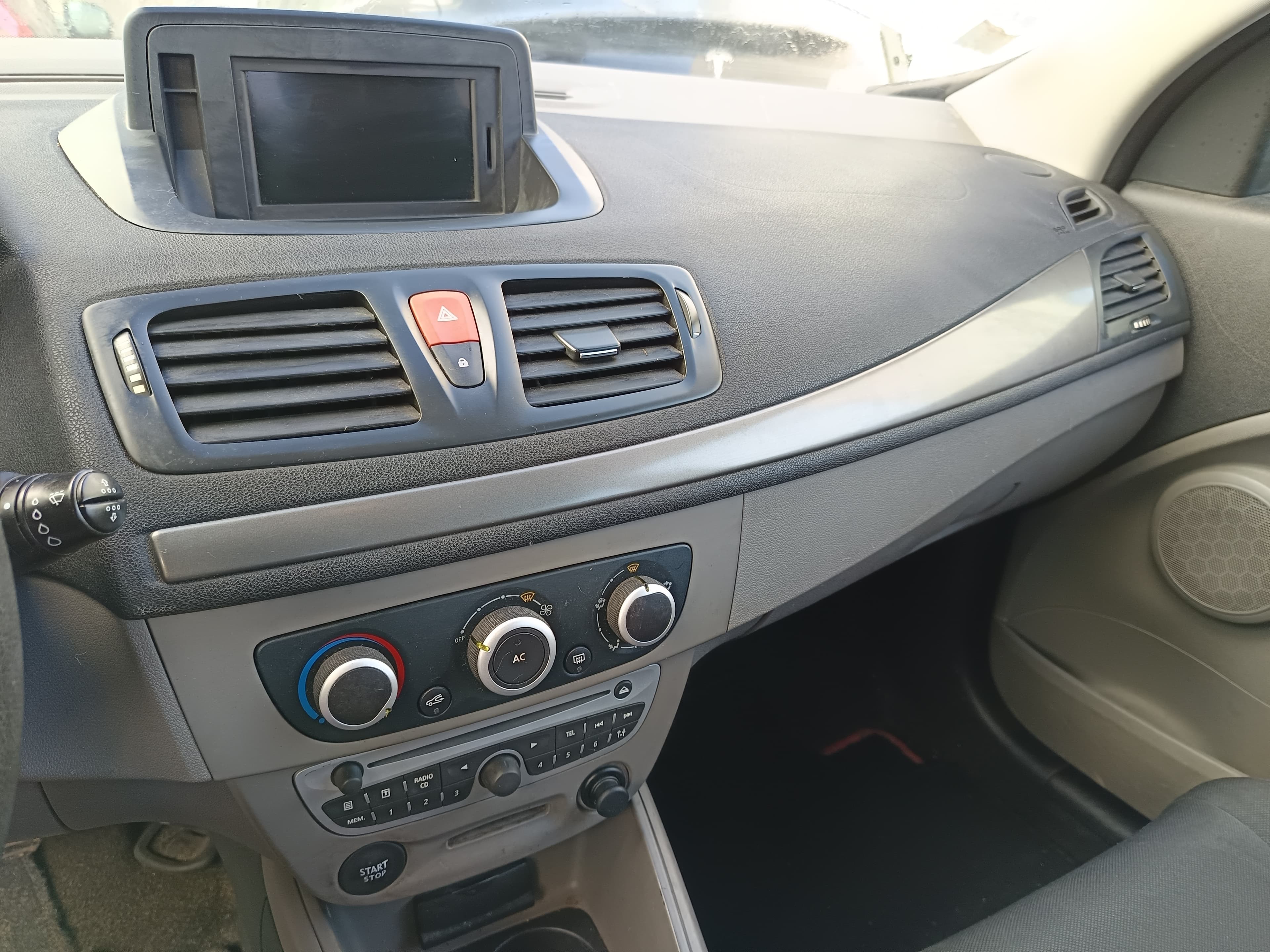 Renault Mégane · Ano 2012 — imagen 32