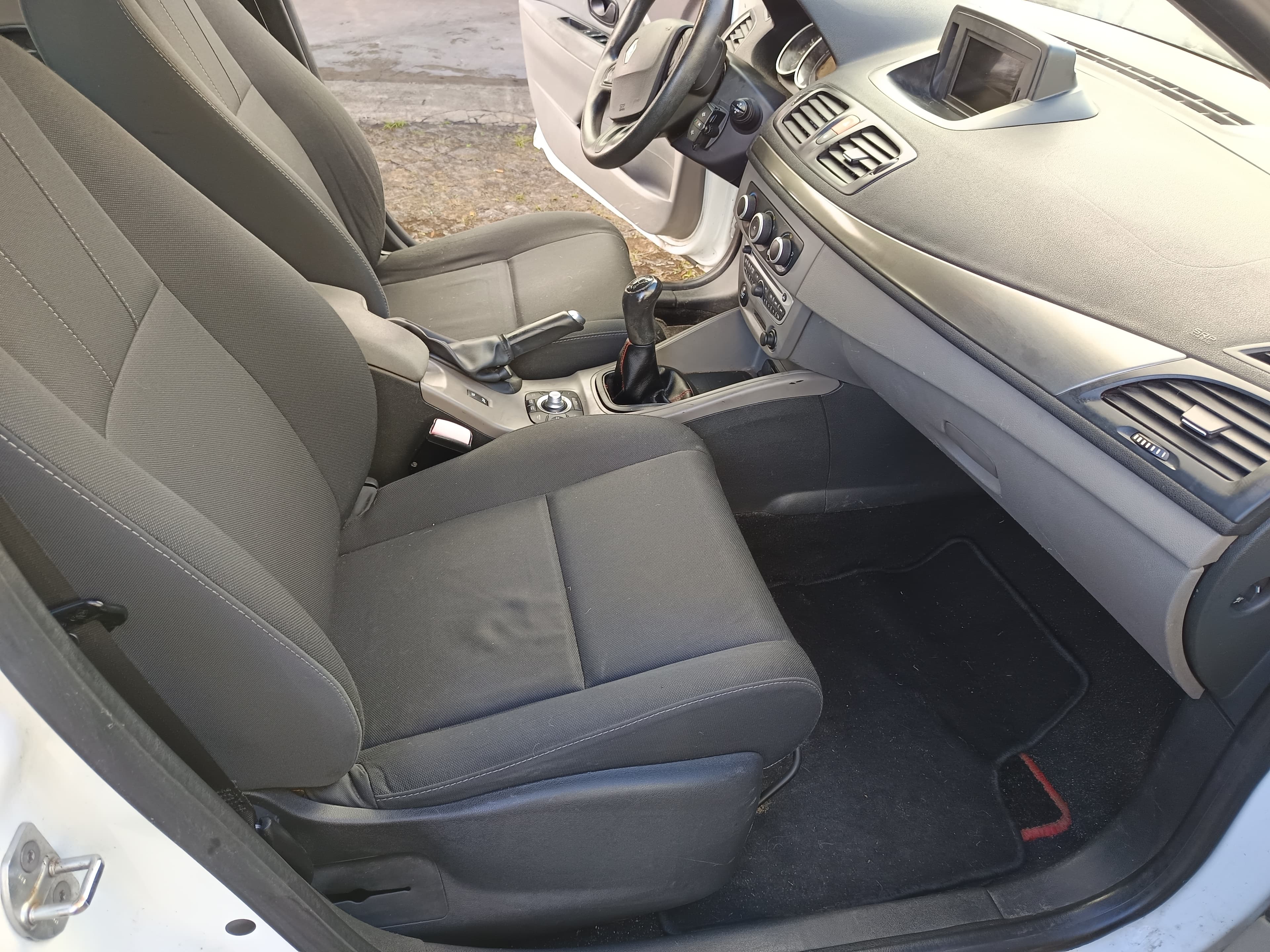 Renault Mégane · Ano 2012 — imagen 25