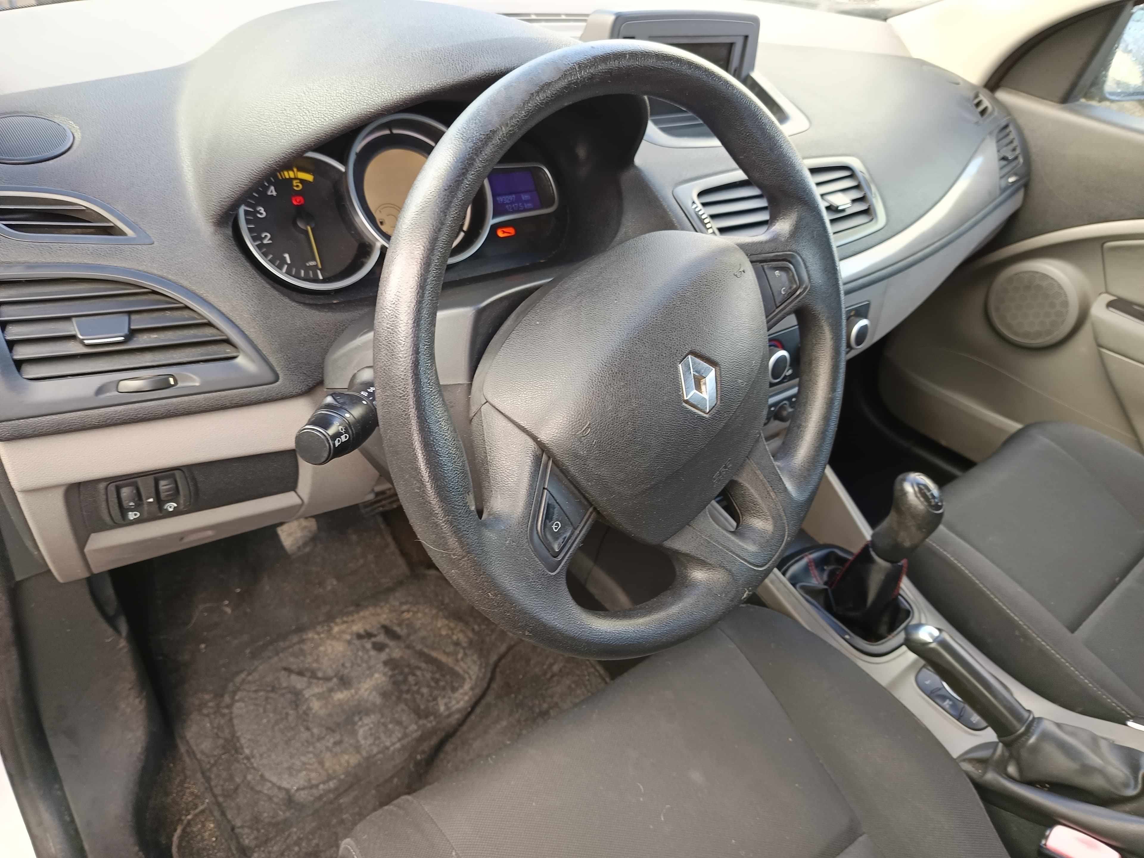 Renault Mégane · Ano 2012 — imagen 31
