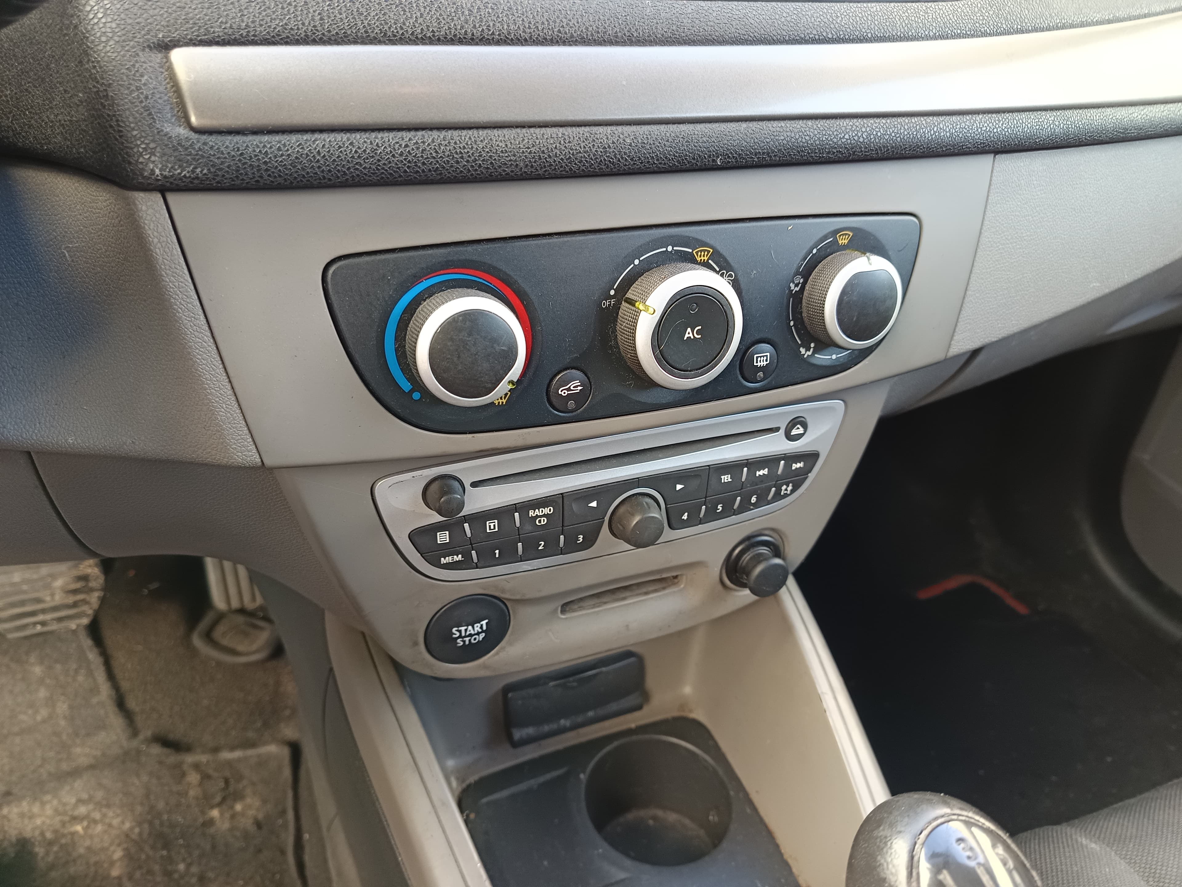 Renault Mégane · Ano 2012 — imagen 33