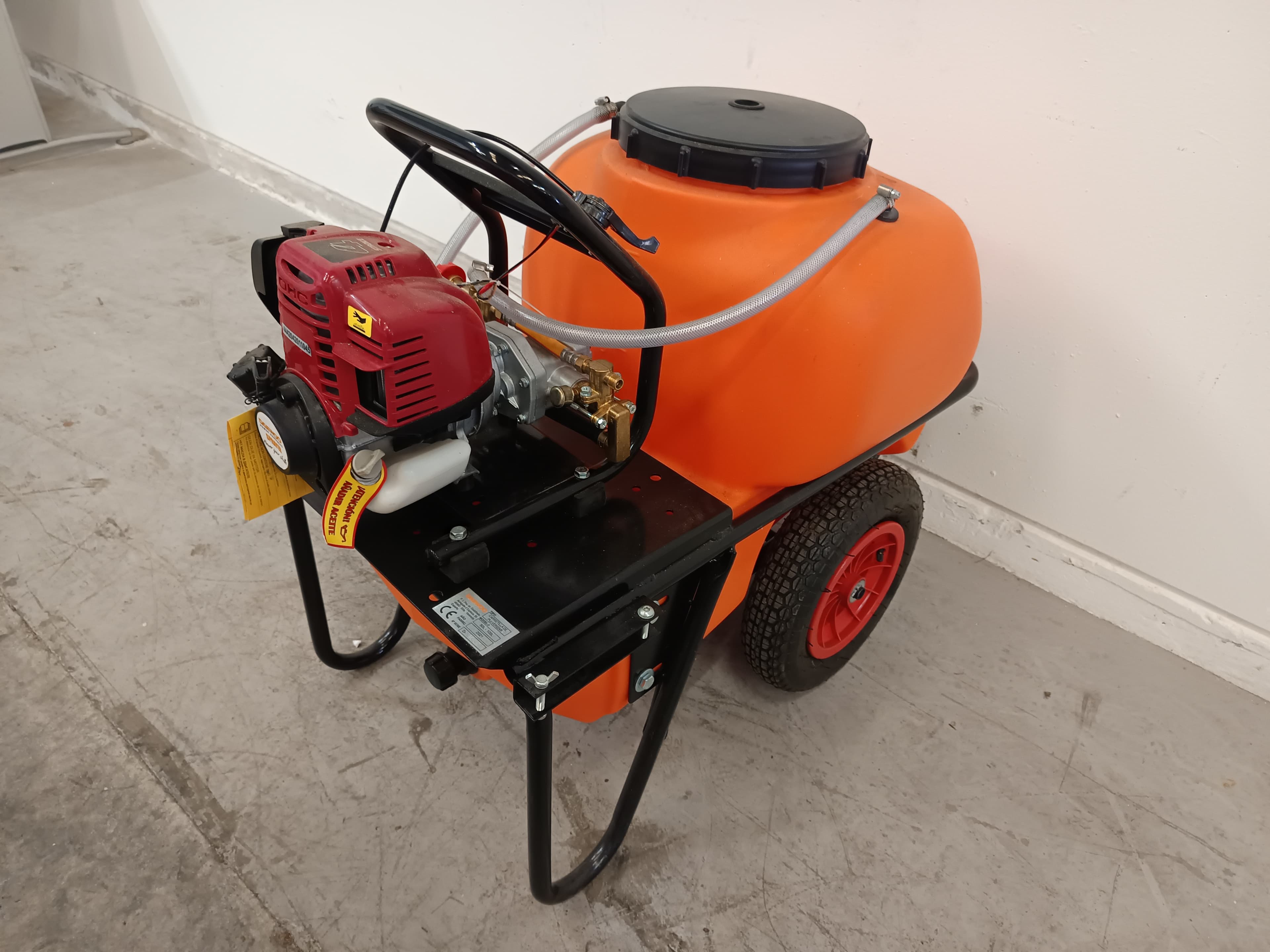 Carrinho Pulverizador Basic 100Lt — imagem 4
