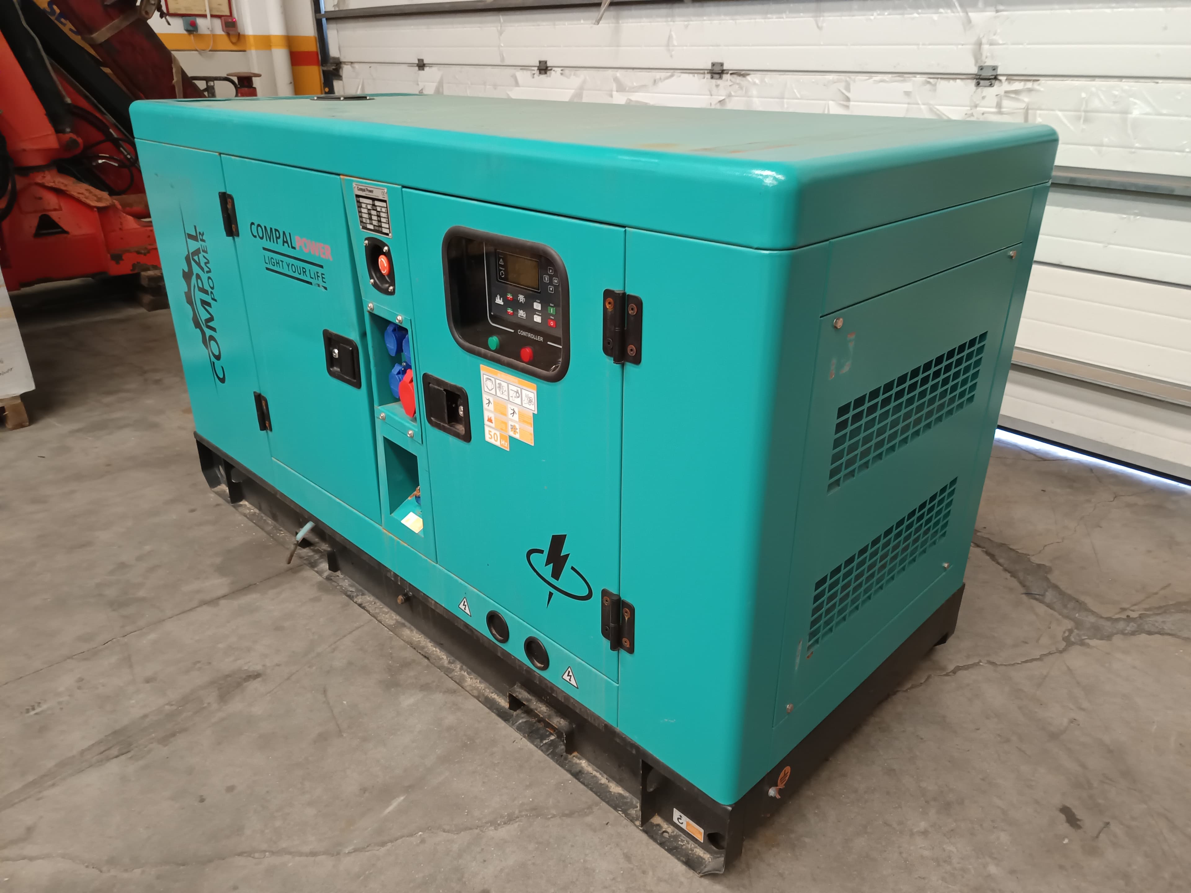 Gerador Compal VG-R50 · Ano 2025 — imagem 3