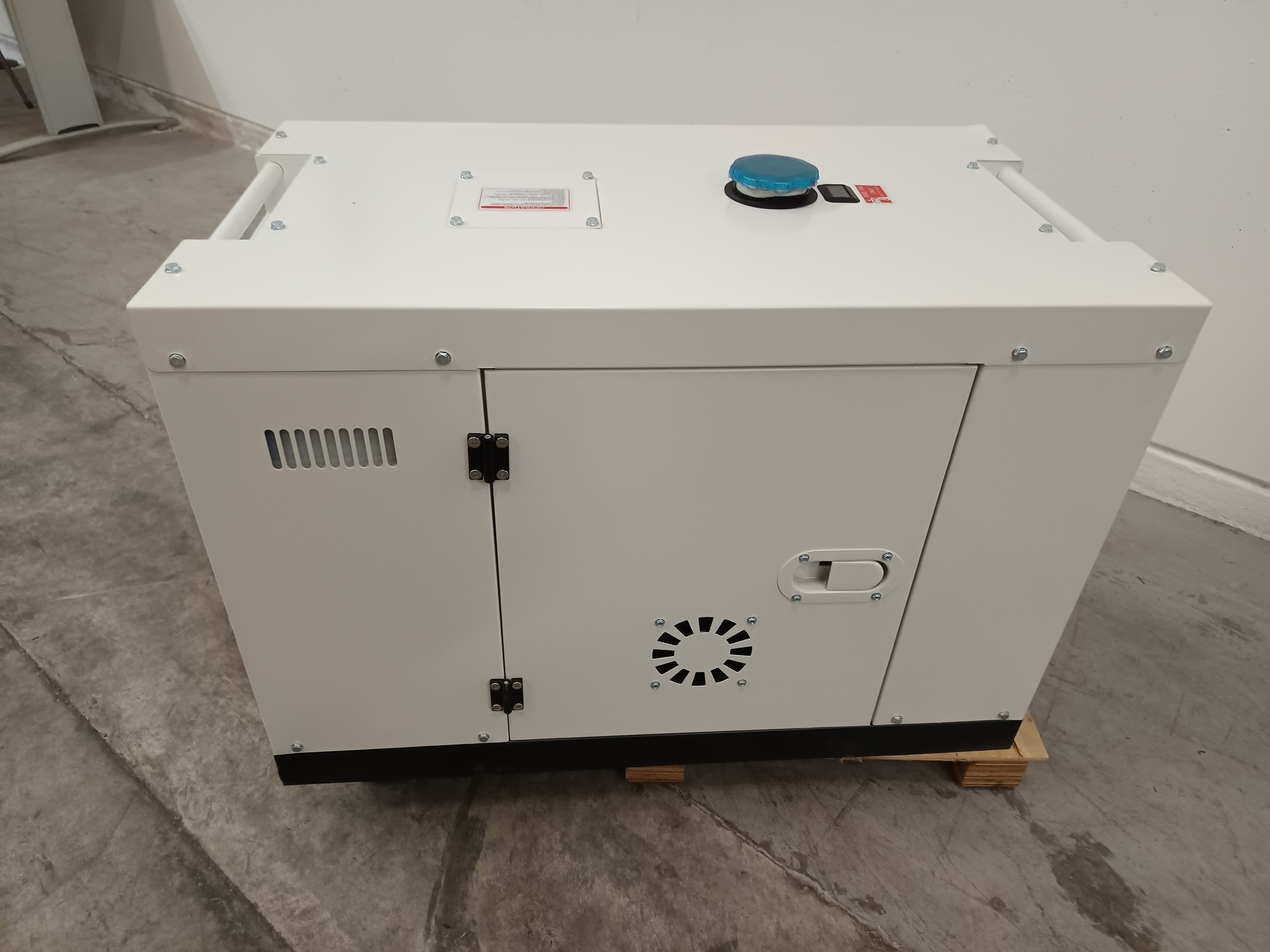 Gerador Compal VG-R110 · Ano 2025 — imagem 1