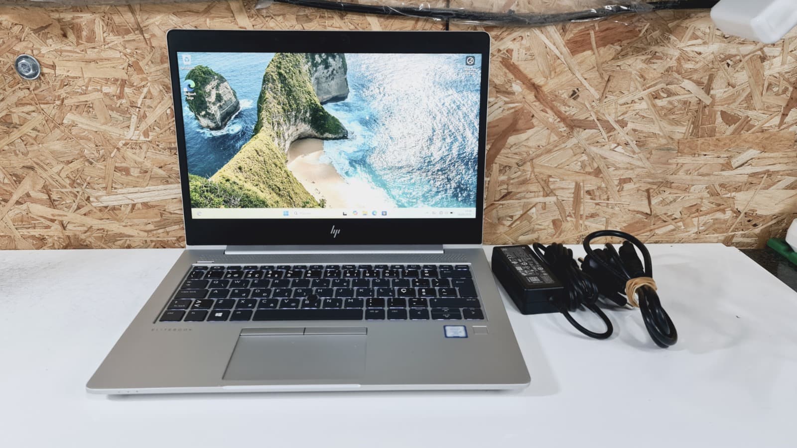 HP EliteBook 830 G6 laptop