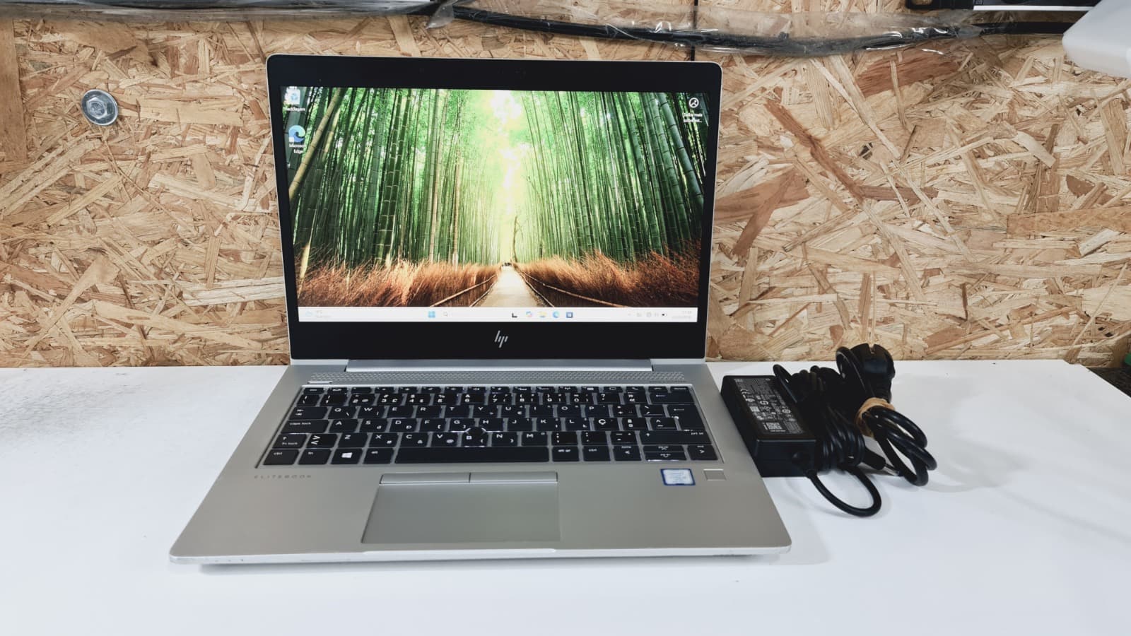 Portátil HP EliteBook 830 G6