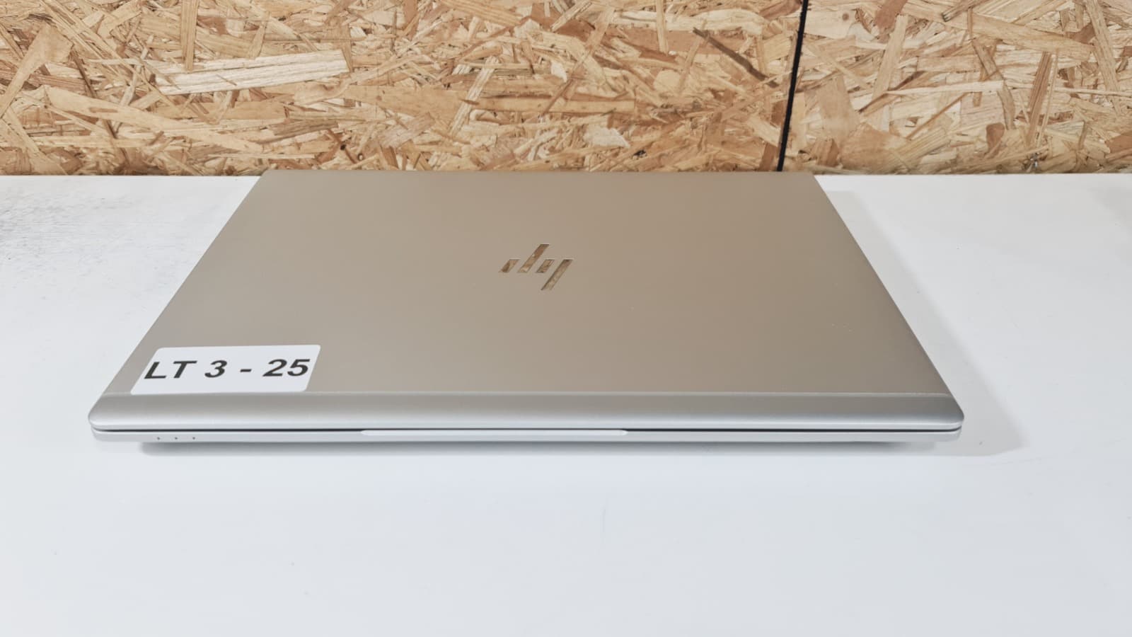 HP EliteBook 830 G6 laptop — image 2