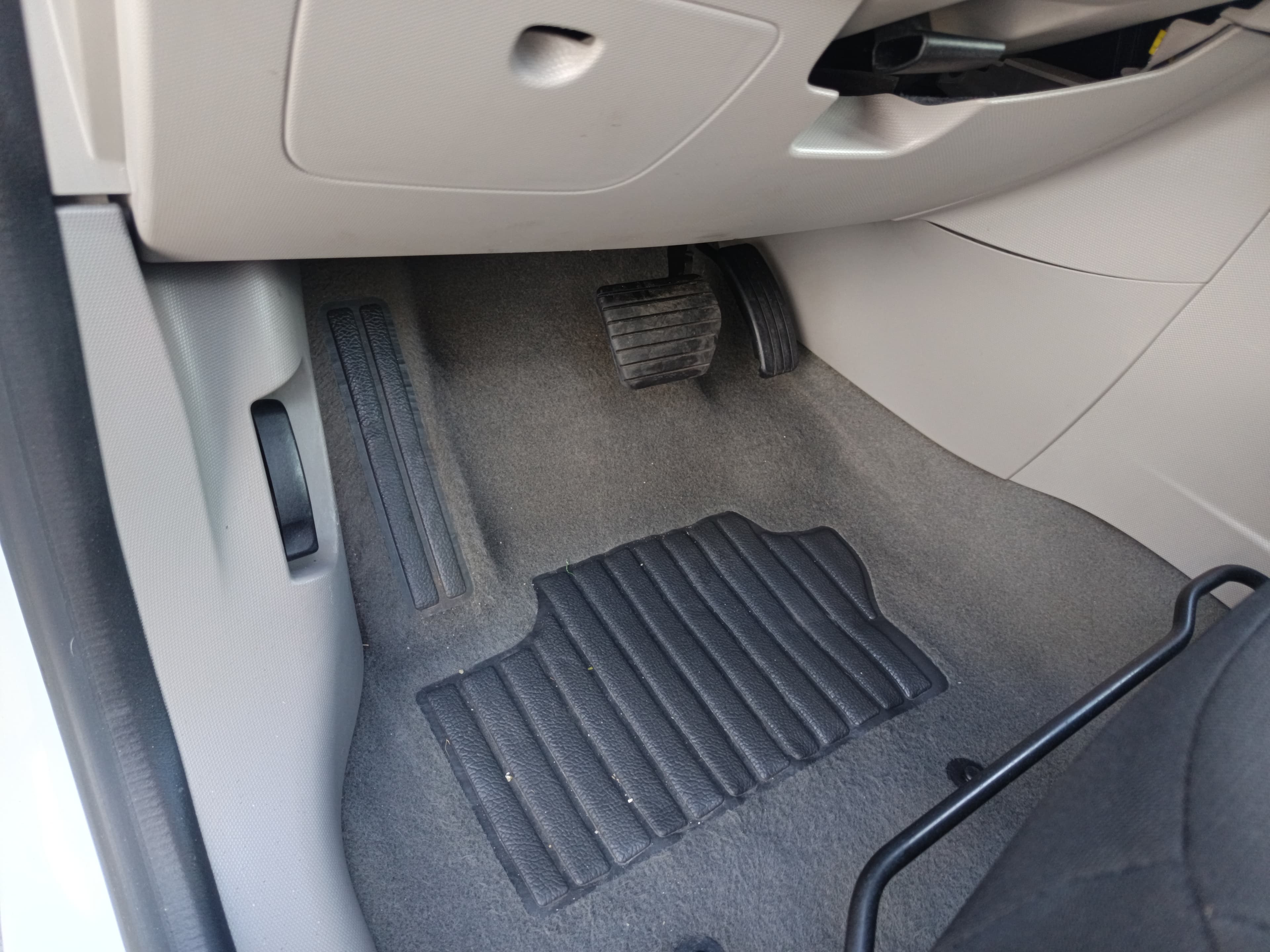 Renault Zoe · Ano 2015 — imagem 33