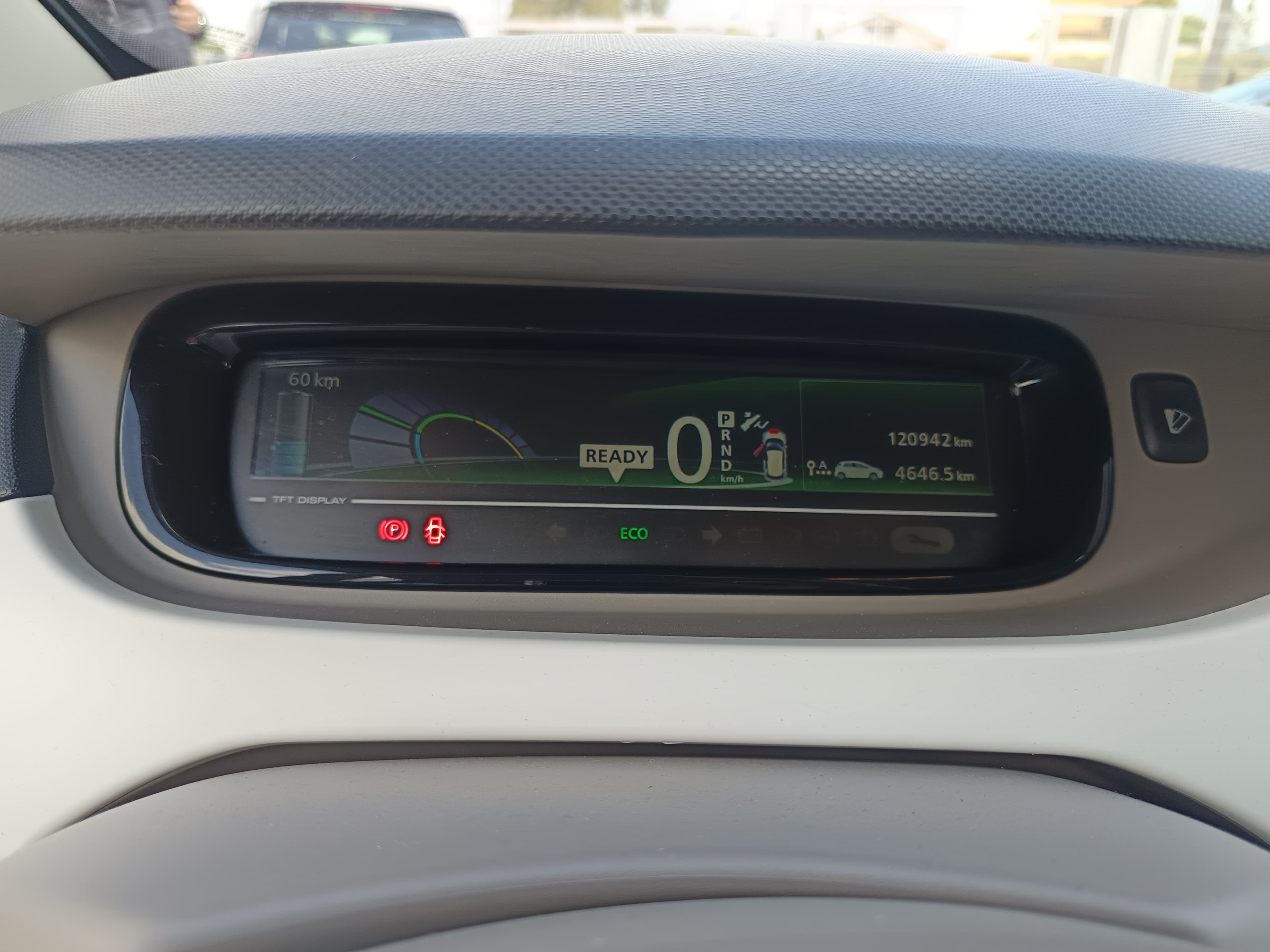 Renault Zoe · Ano 2015 — imagem 39