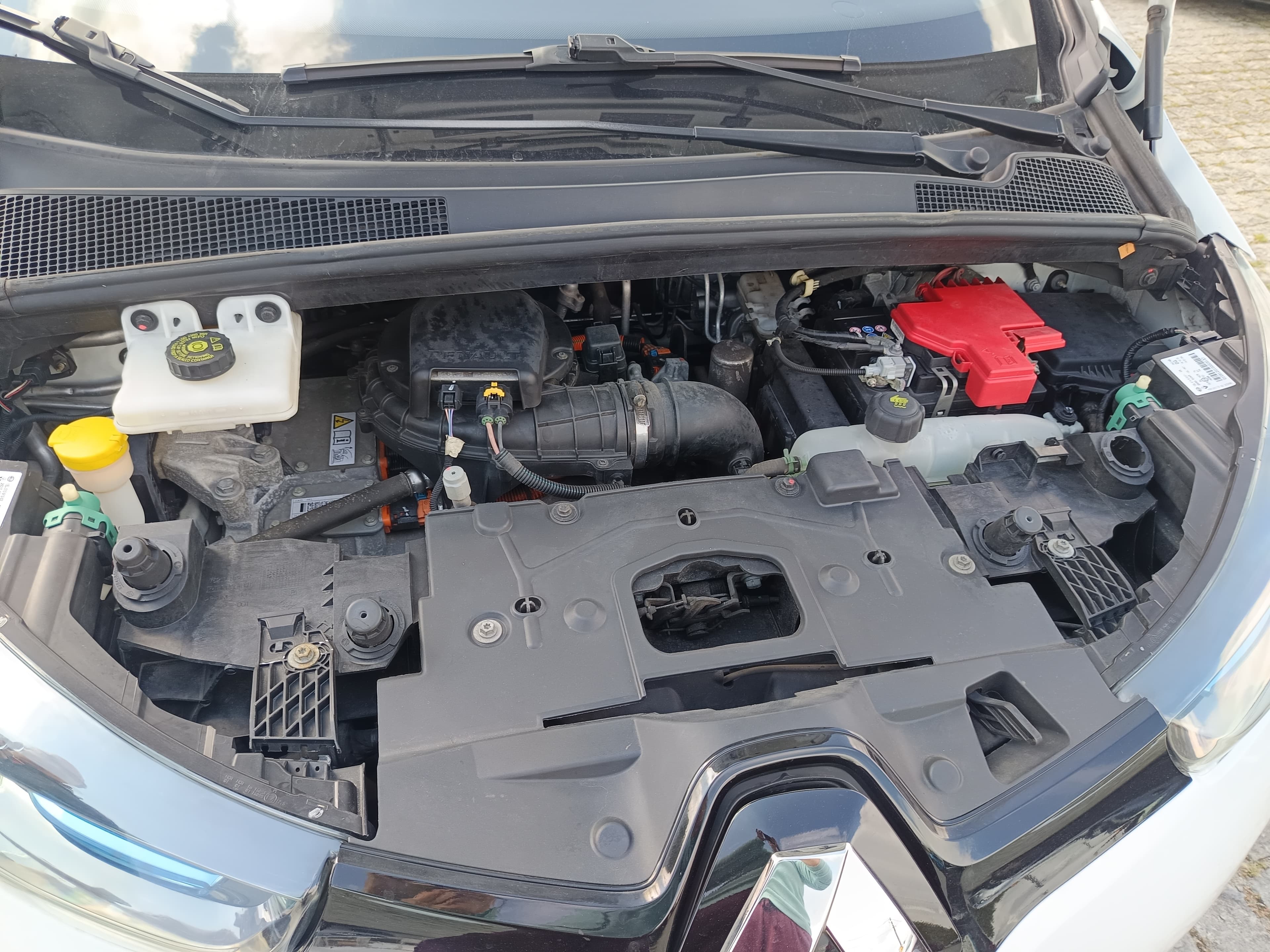 Renault Zoe · Ano 2015 — imagem 15