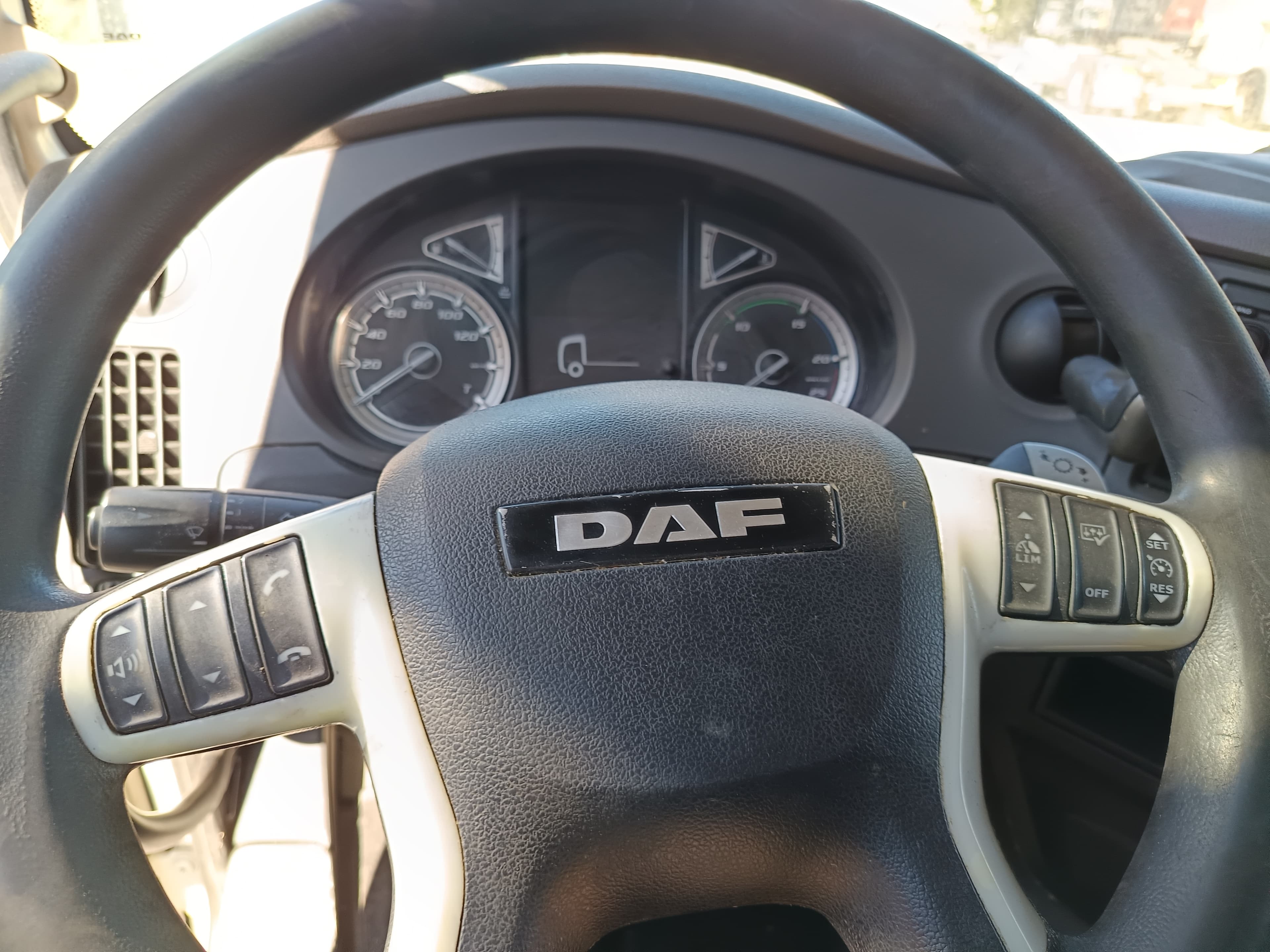 DAF XF 480 FT · Ano 2018 — image 26