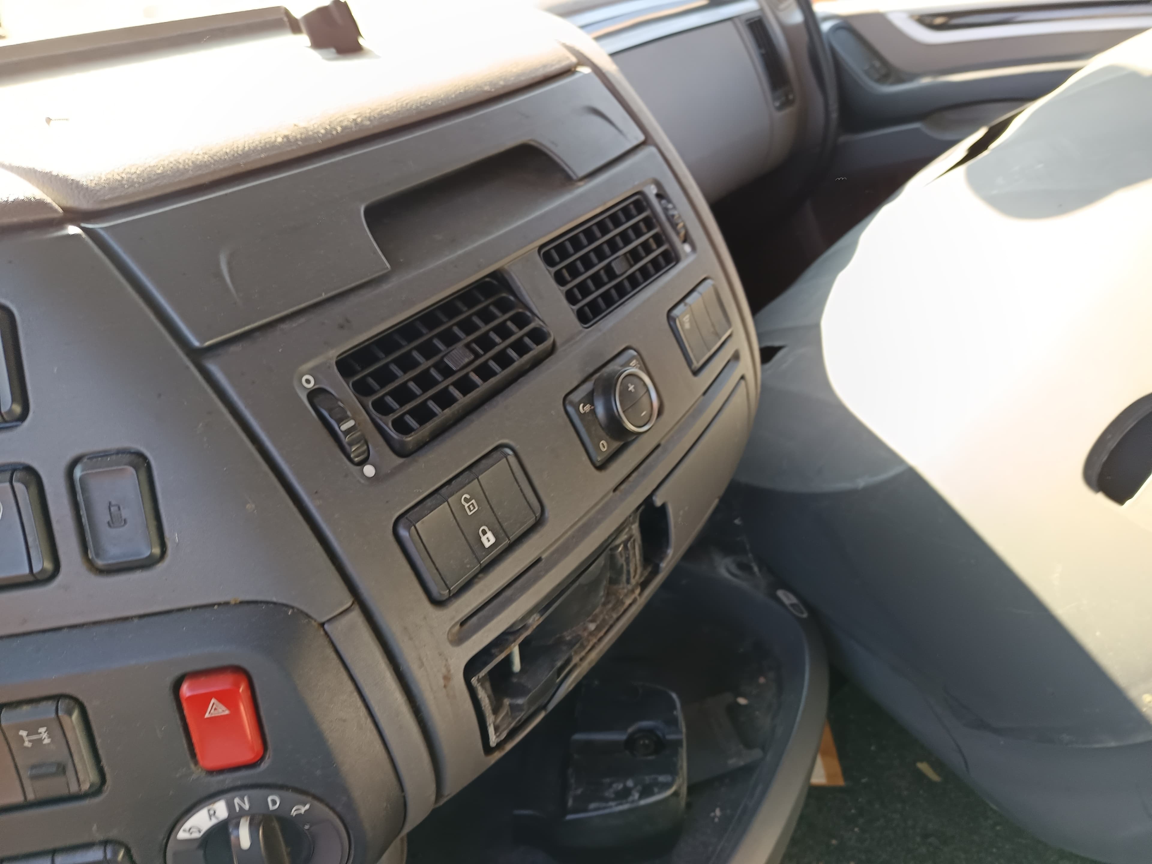 DAF XF 480 FT · Ano 2018 — image 25
