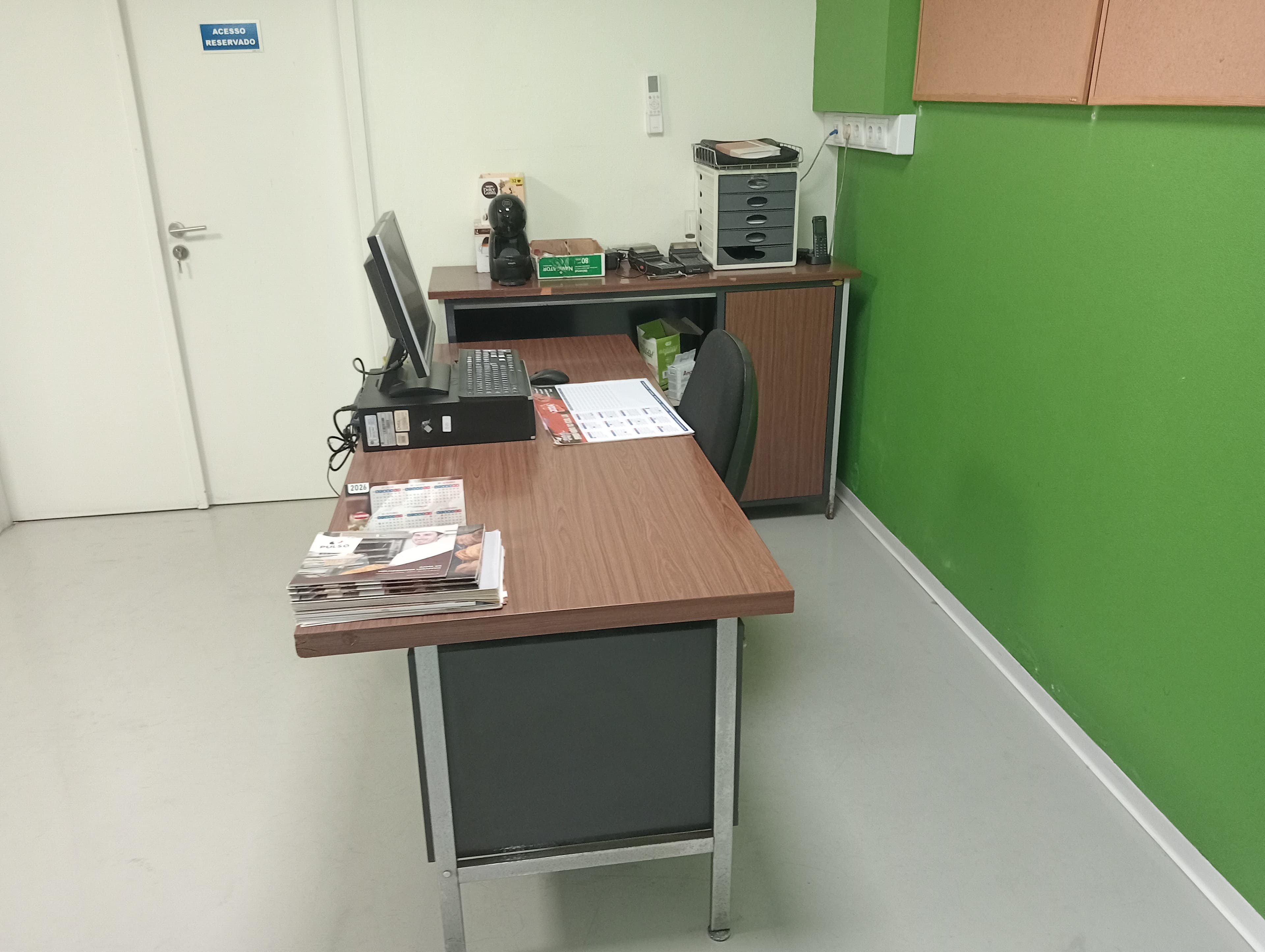 Equipamento Industrial e de Escritório — imagem 23