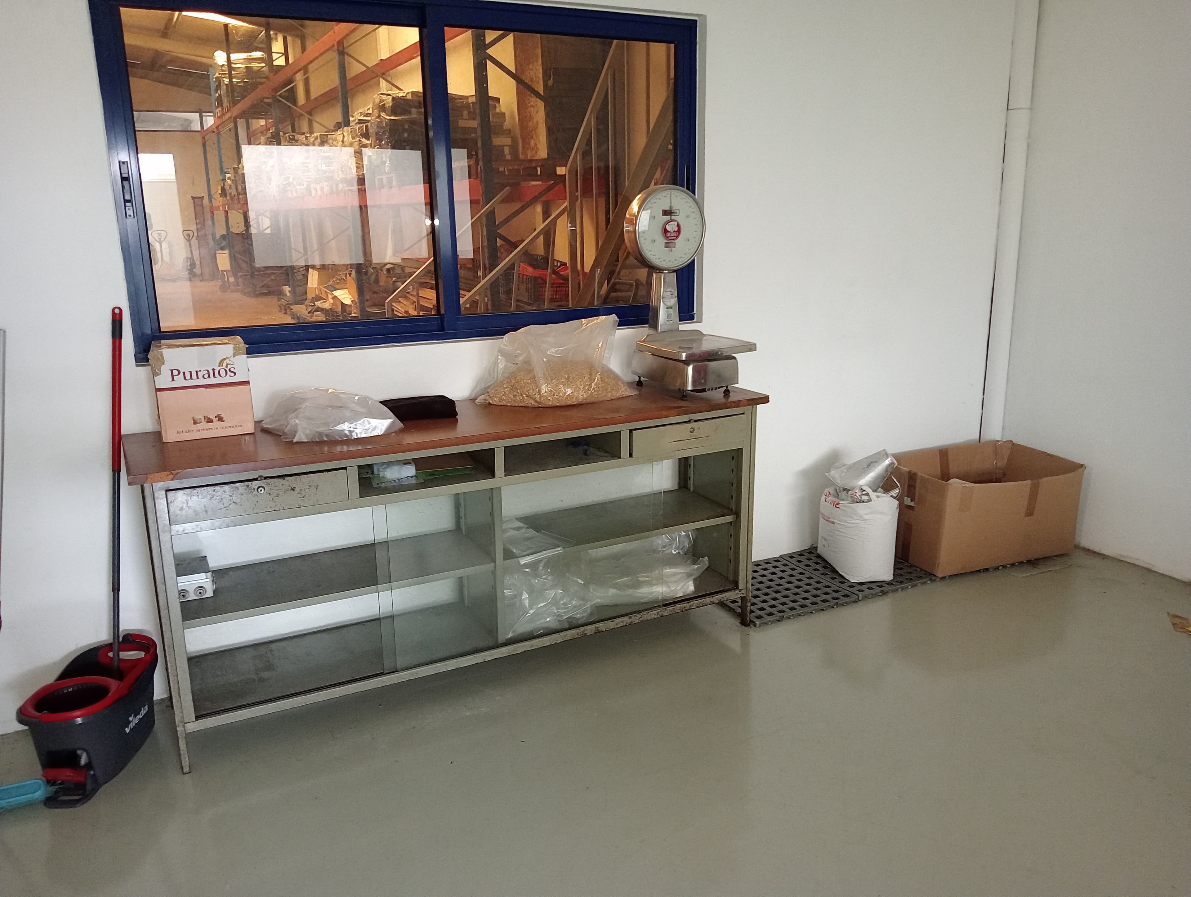 Equipamento Industrial e de Escritório — imagem 29