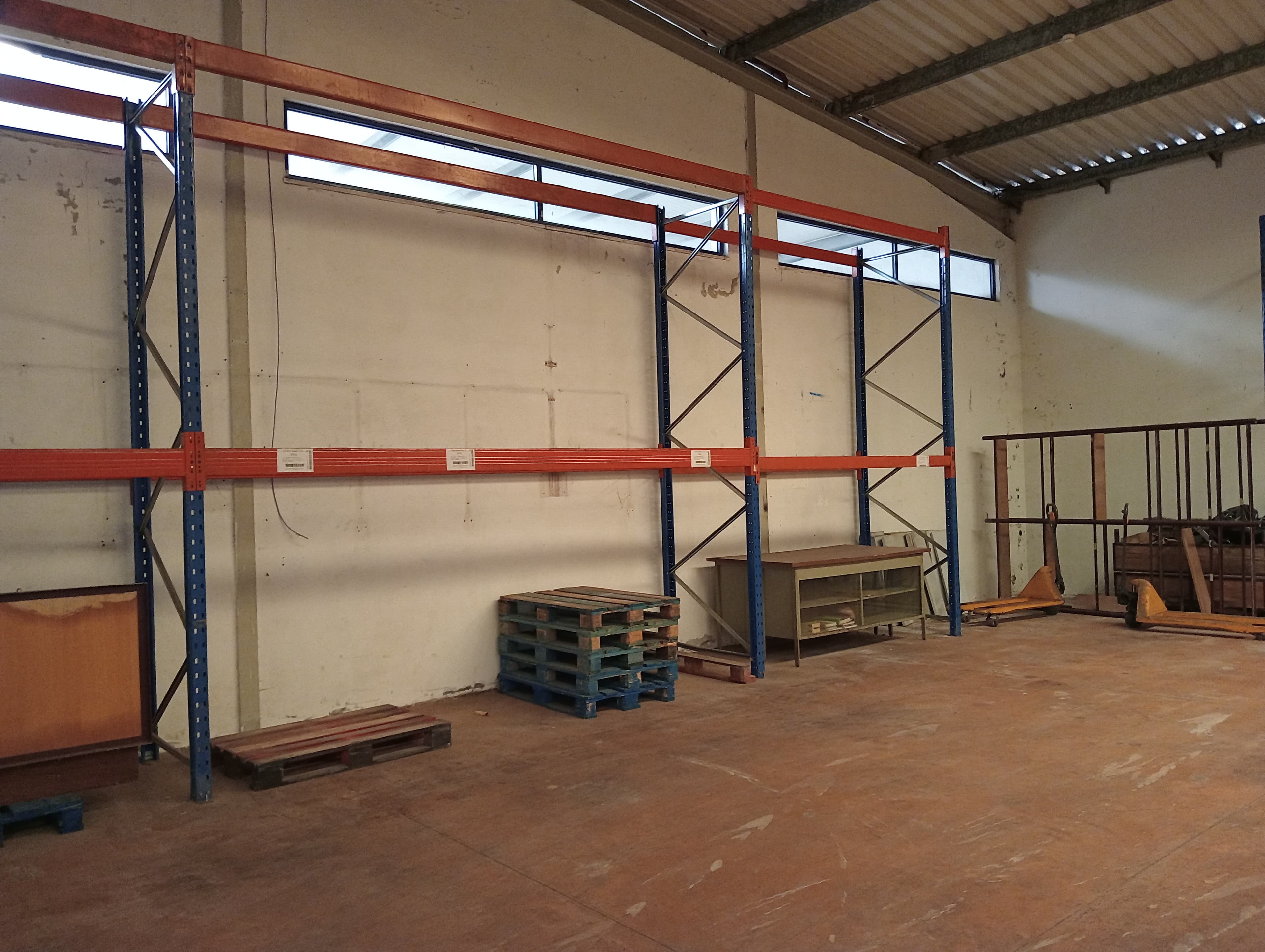Equipamento Industrial e de Escritório — imagem 11