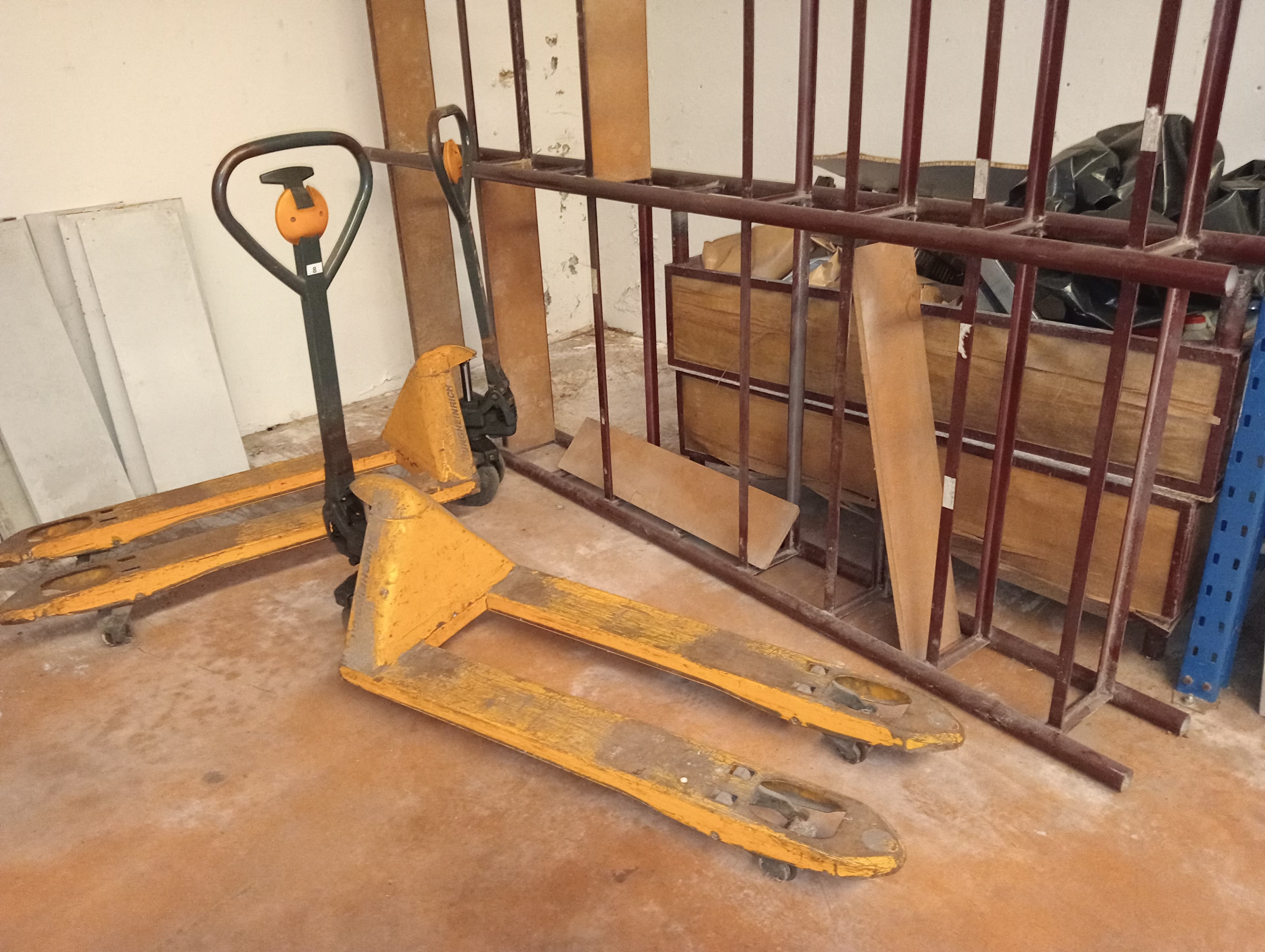 Equipamento Industrial e de Escritório — imagem 37