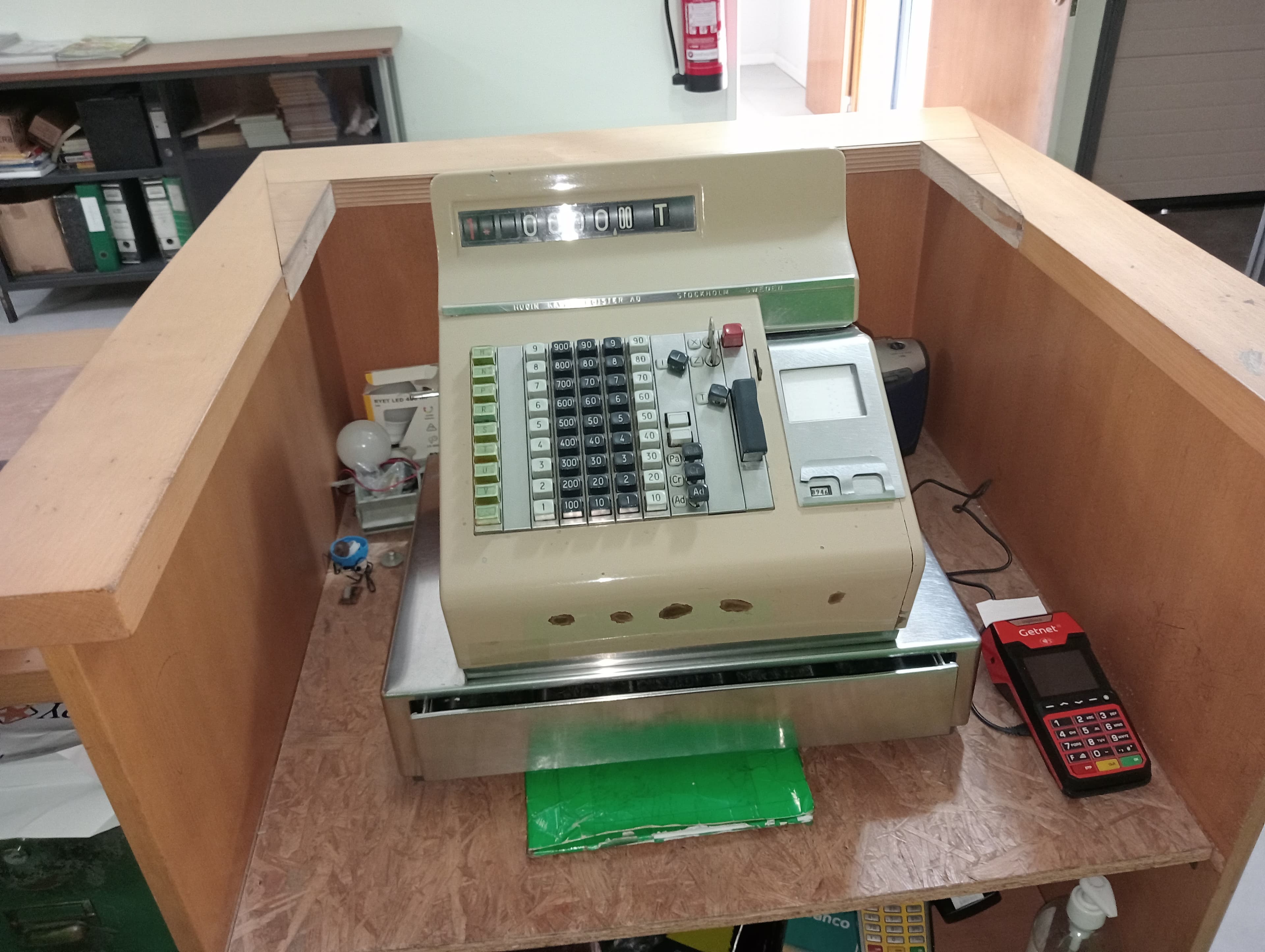 Equipamento Industrial e de Escritório — imagem 27
