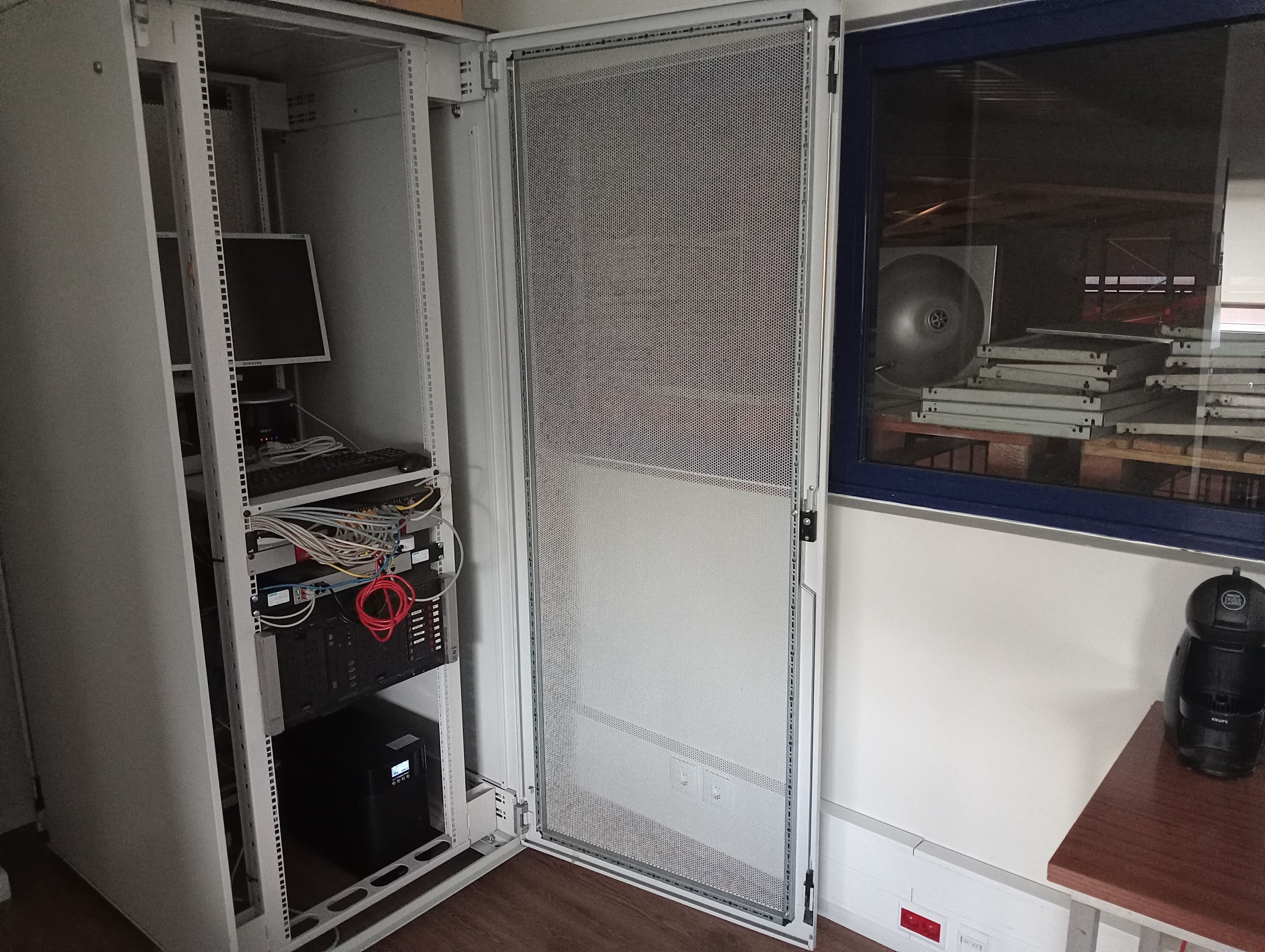 Equipamento Industrial e de Escritório — imagem 5