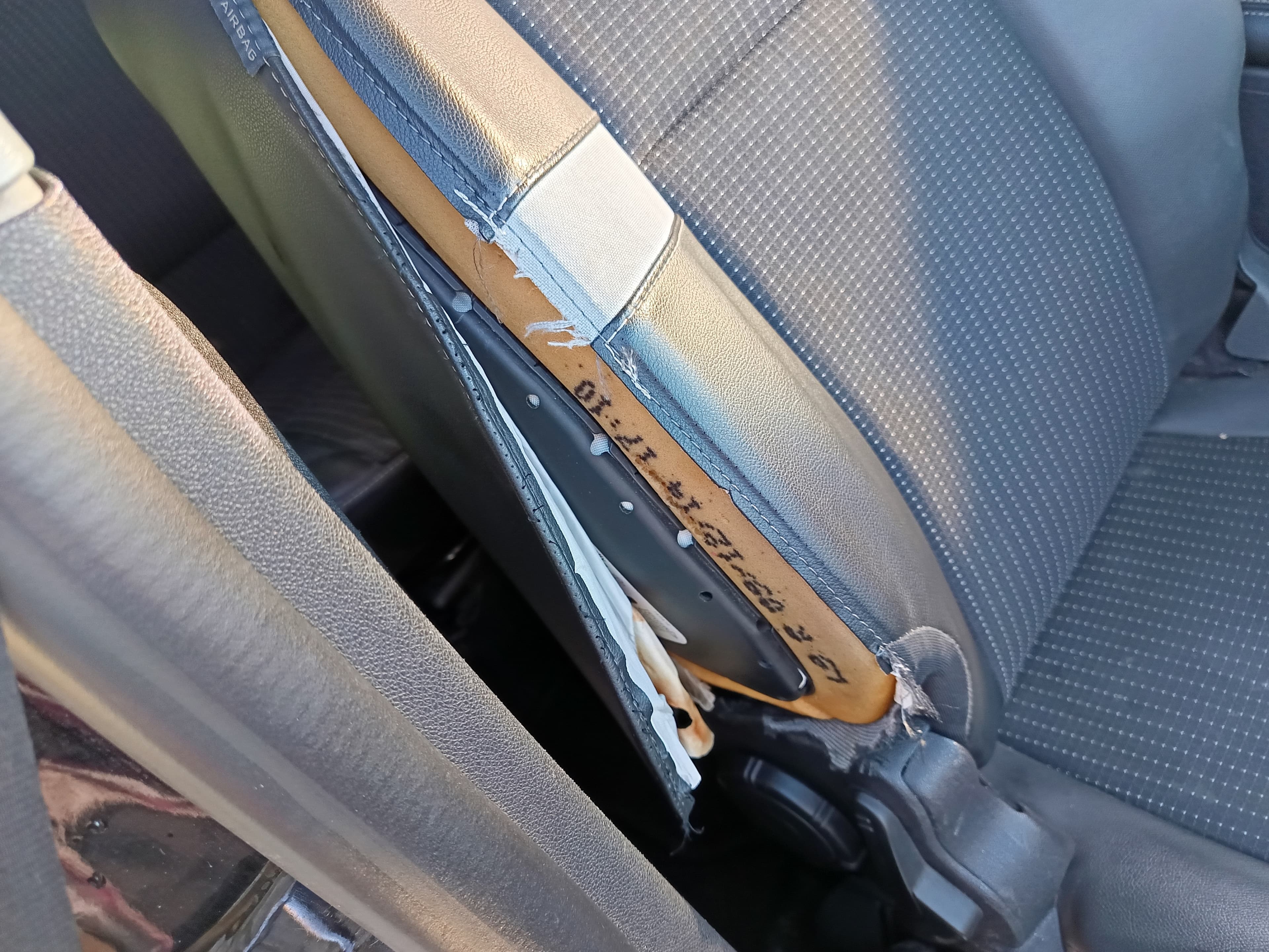 Renault Grand Scenic · Ano 2015      Més Janeiro — imagem 35
