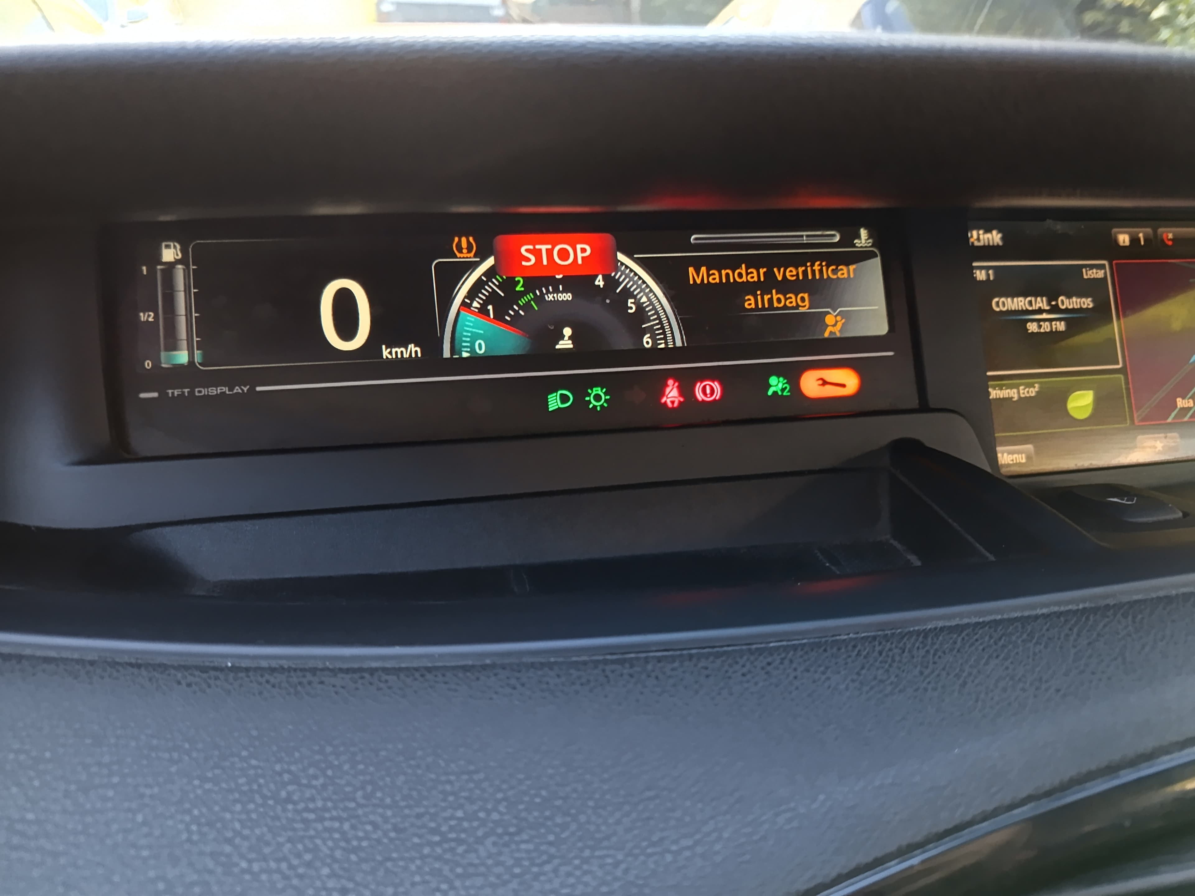 Renault Grand Scenic · Ano 2015      Més Janeiro — imagem 54