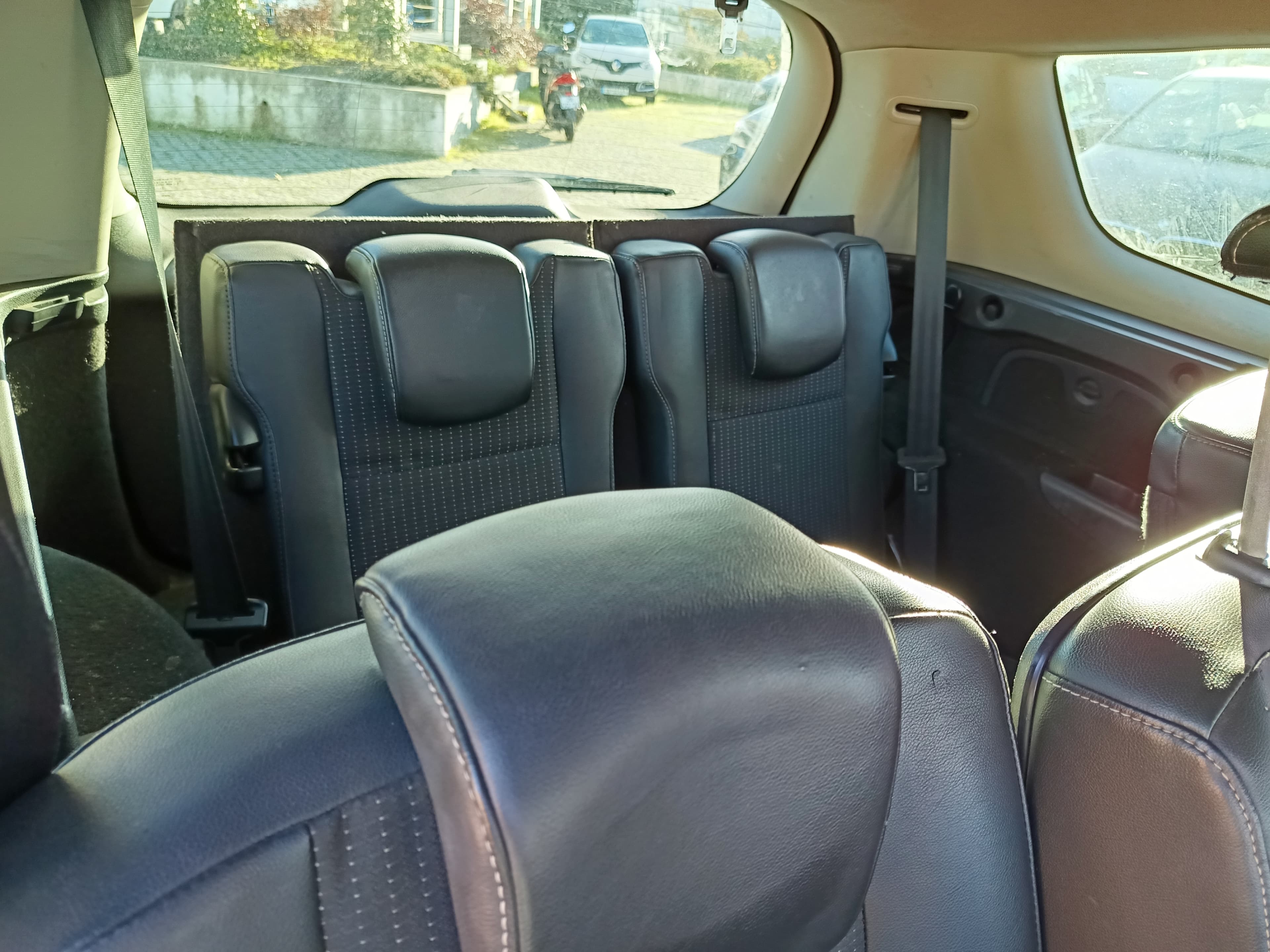 Renault Grand Scenic · Ano 2015      Més Janeiro — imagem 29
