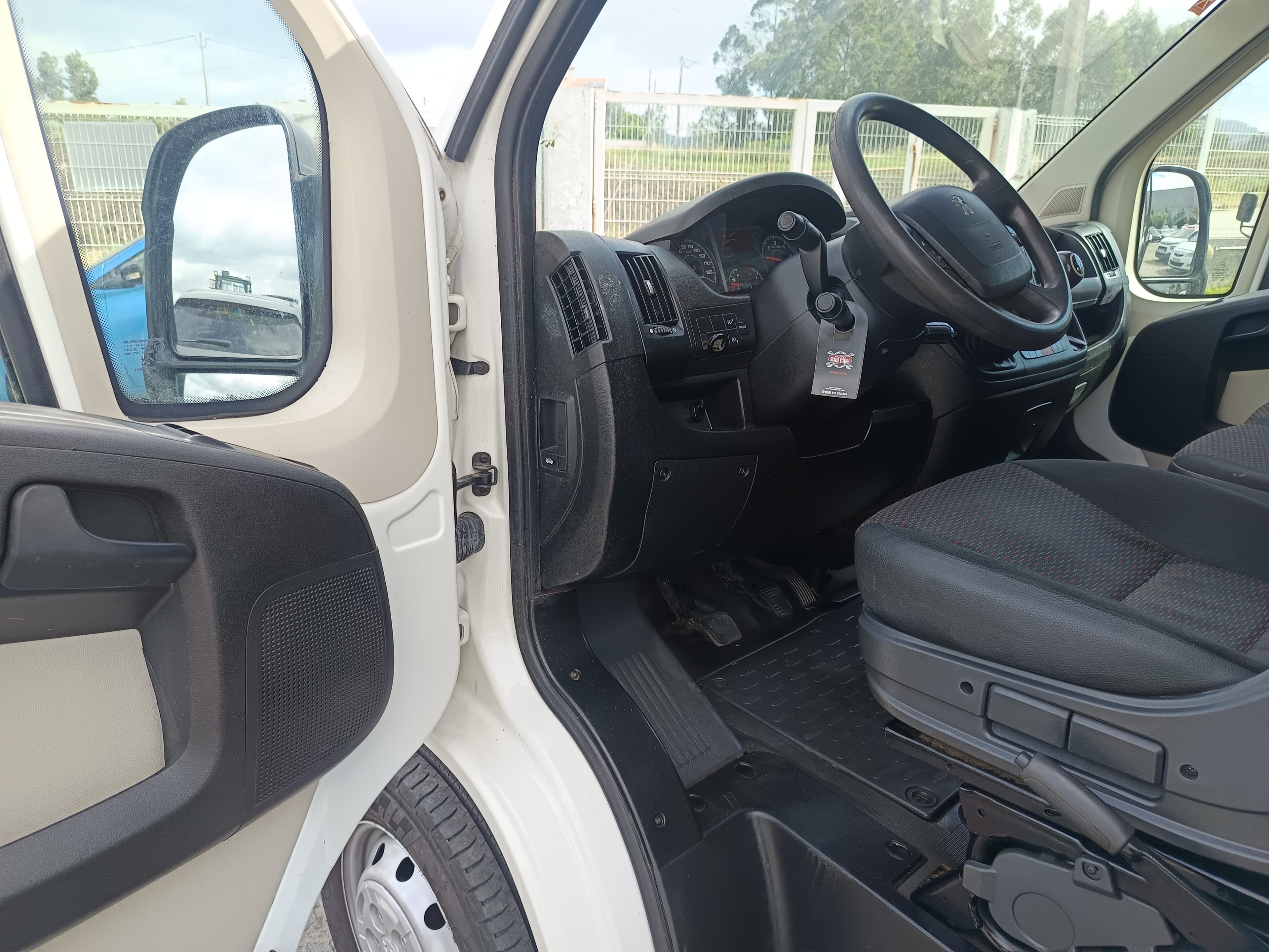 Peugeot Boxer · Ano 2018 — imagem 22