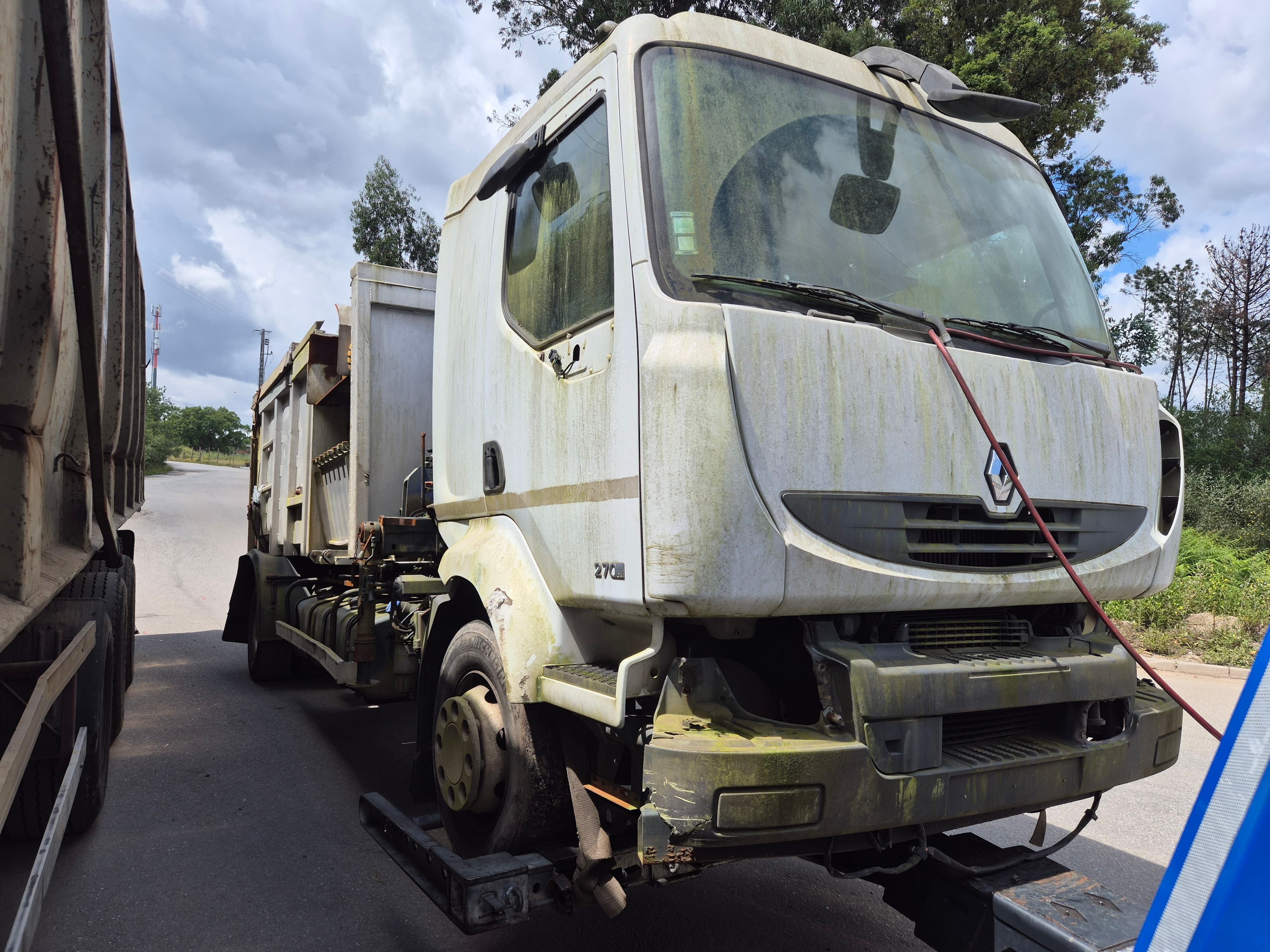 Renault Midlum · Ano 2011 — imagem 3