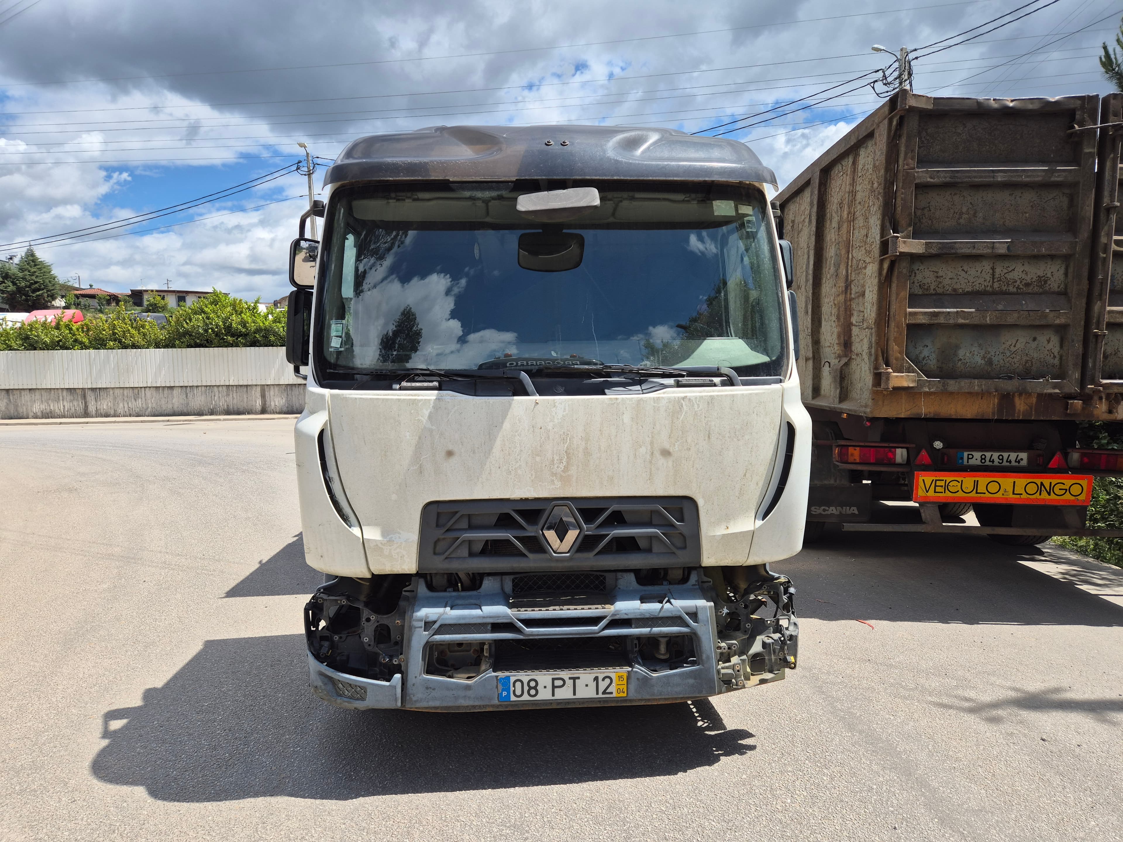 Renault D · Ano 2015 — image 2
