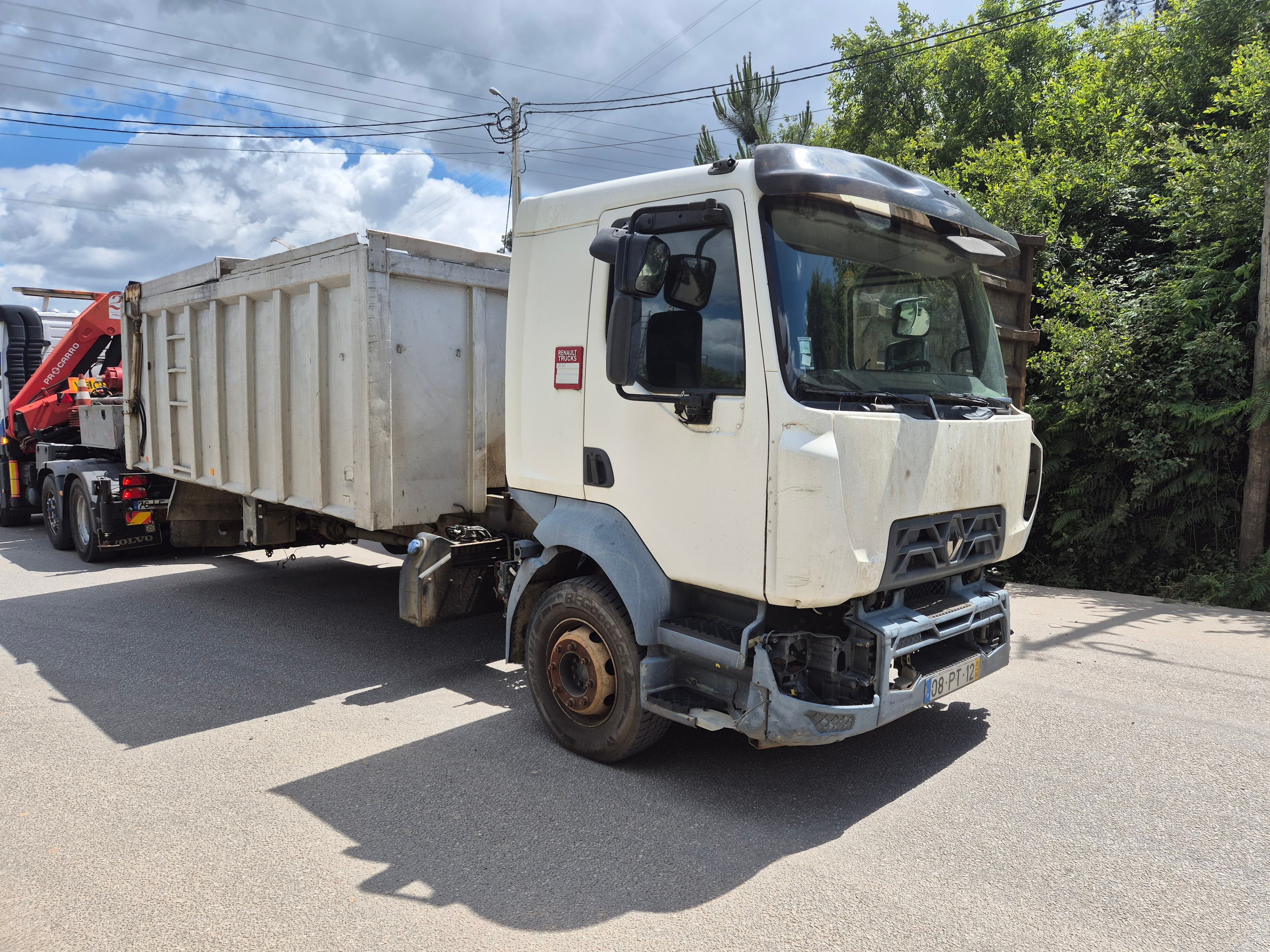 Renault D · Ano 2015 — image 3