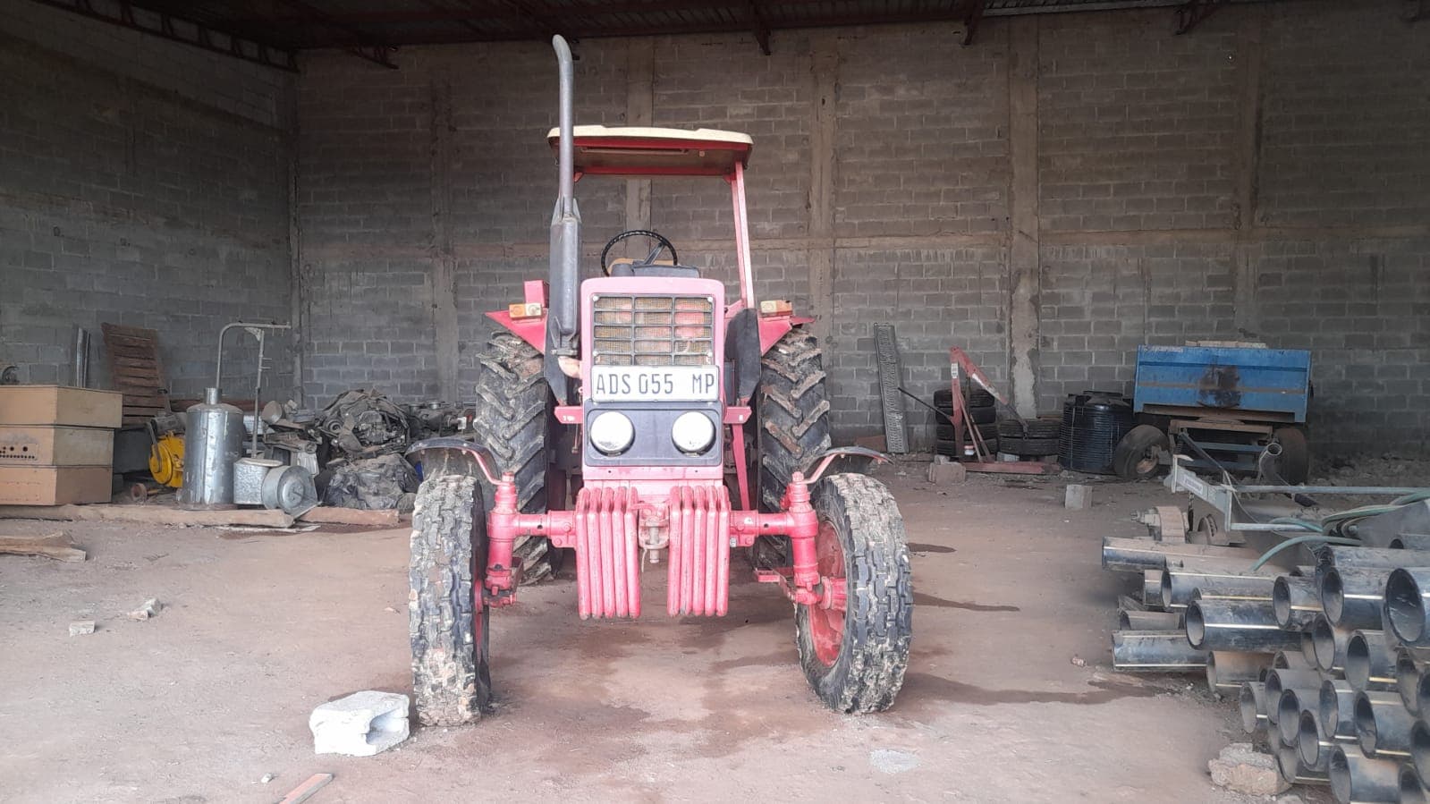 Tractor Belarus 520 — imagem 7