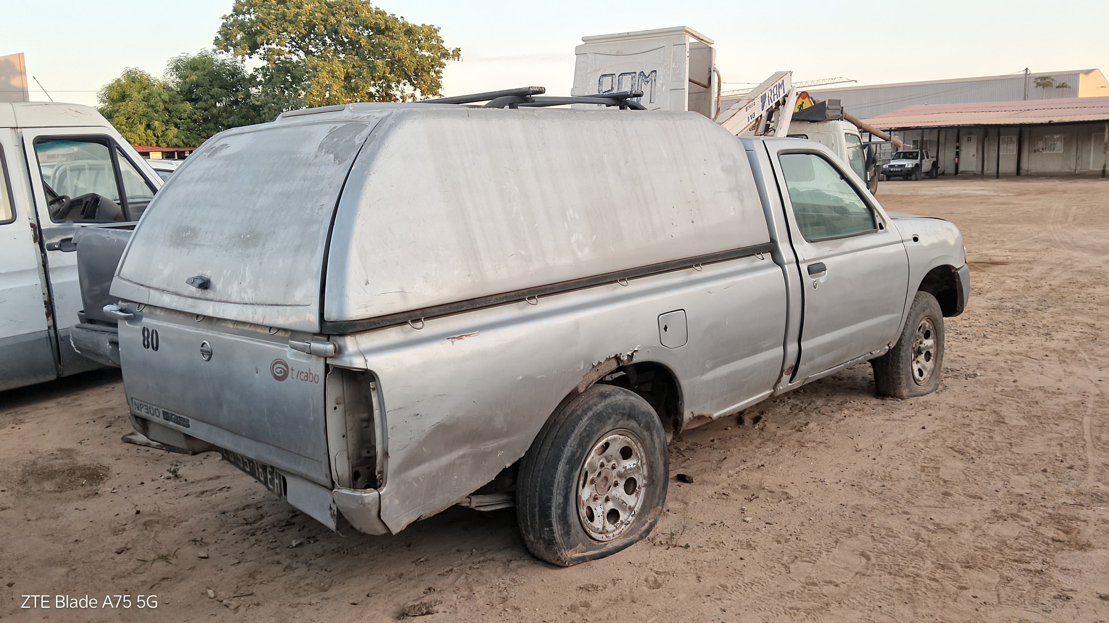 Nissan Hardbody 2WD SC TD27 — imagen 5
