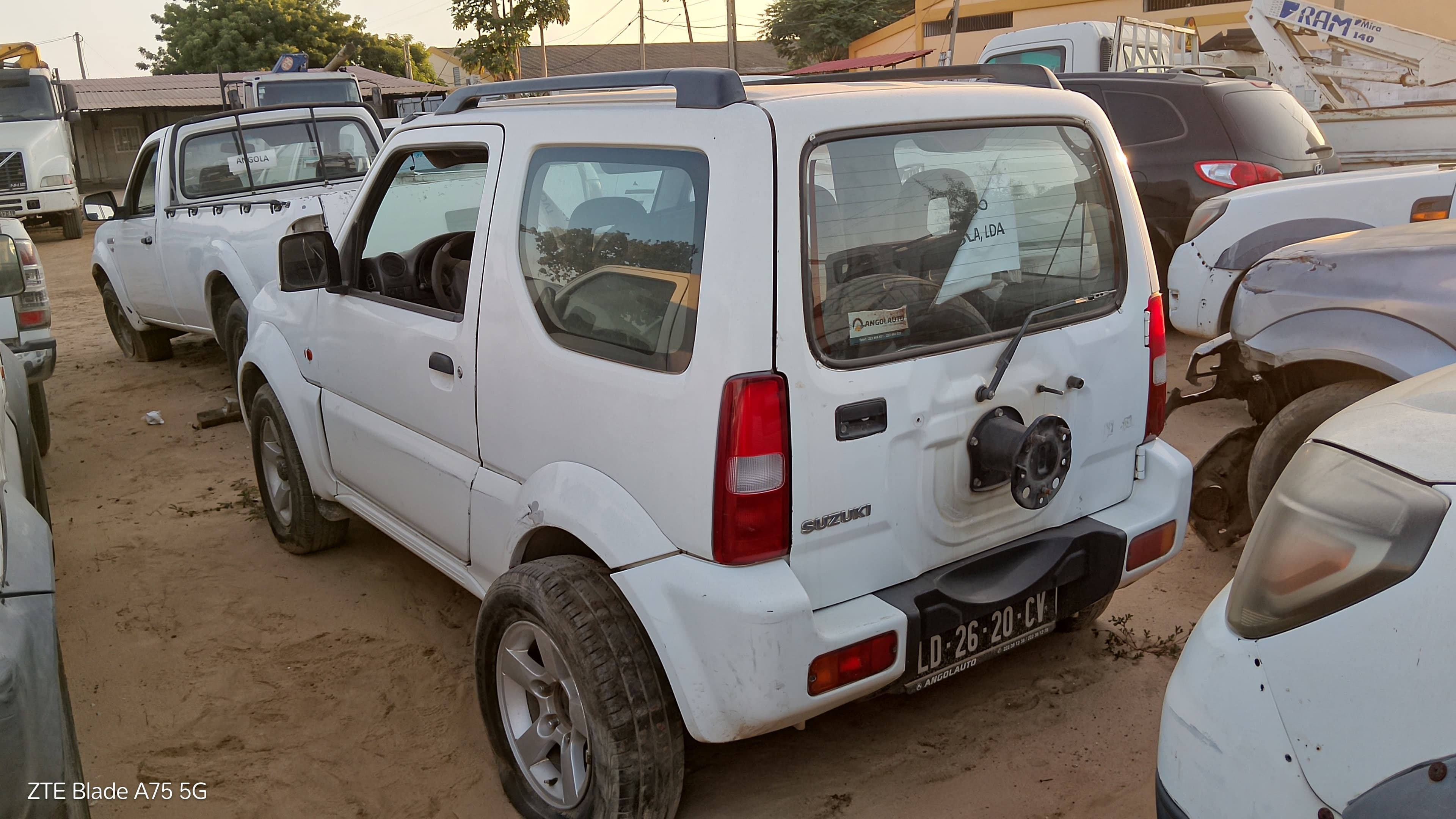 Suzuki JIMNY JLX 1.3 M/T — imagen 4