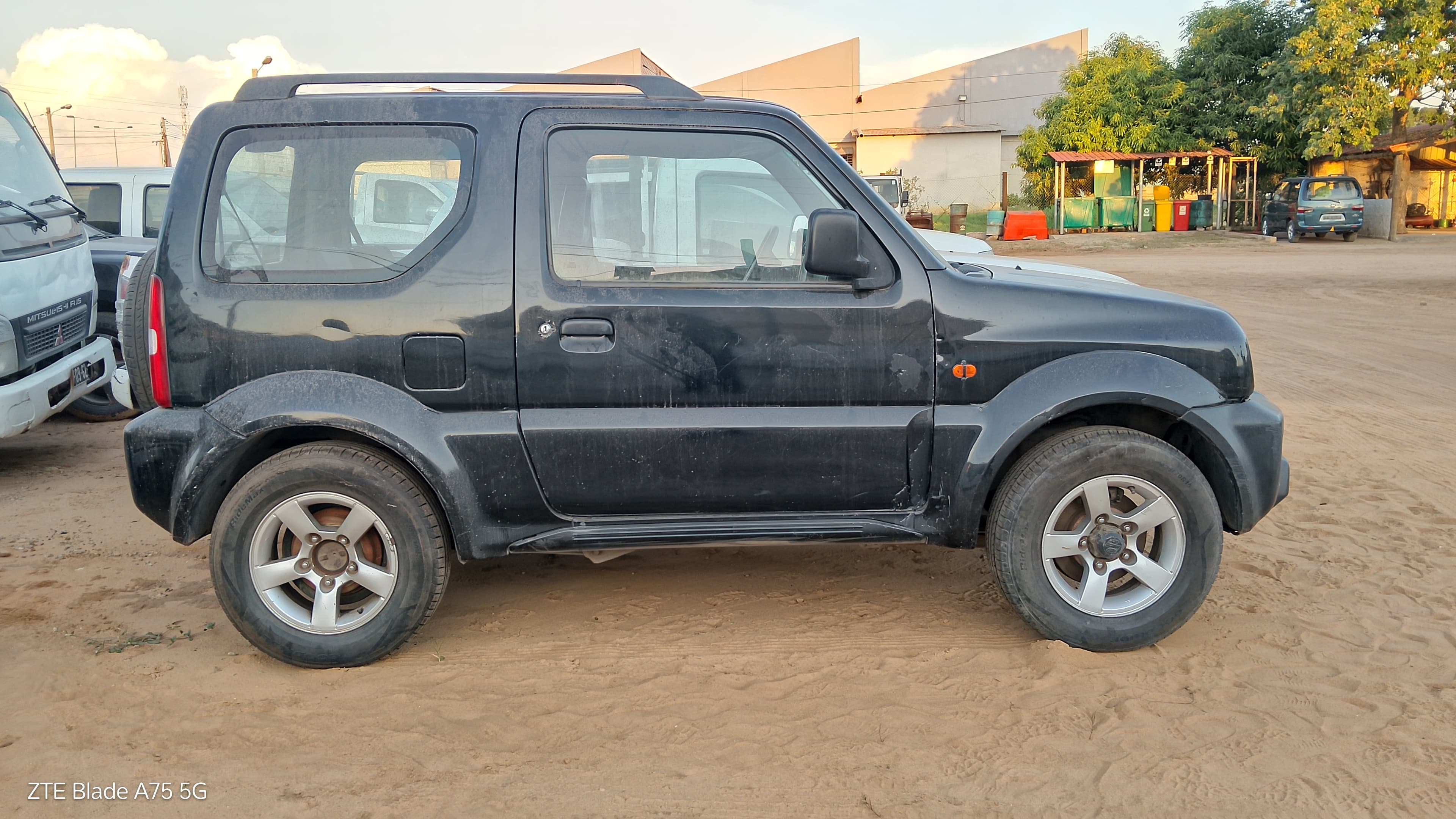 Suzuki JIMNY JLX 1.3 M/T — imagem 4