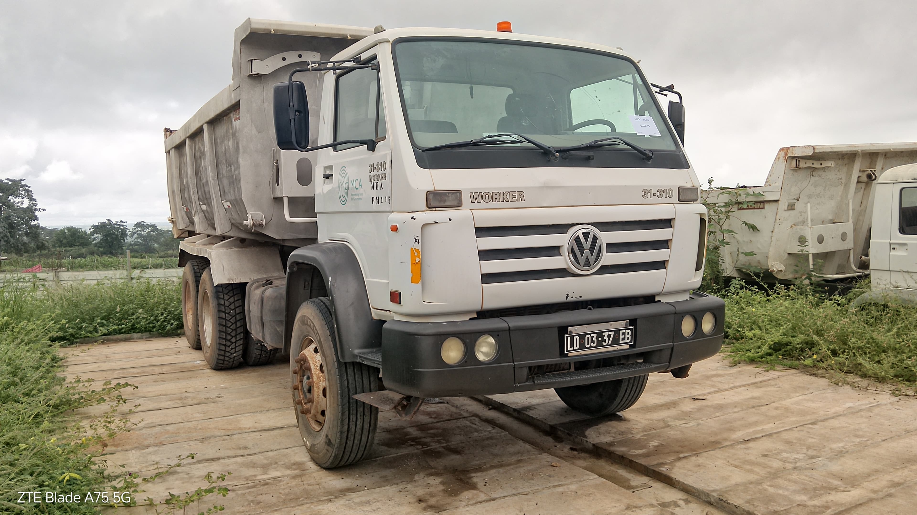 VW Worker 31-310 — image 2