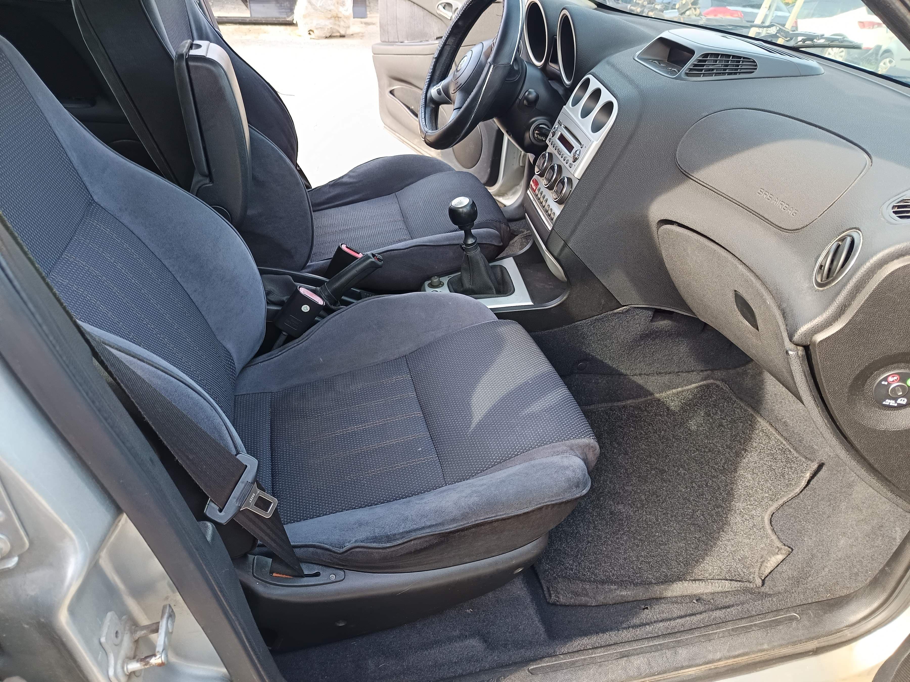 Alfa Romeo 156 · Ano 2004 — imagen 32