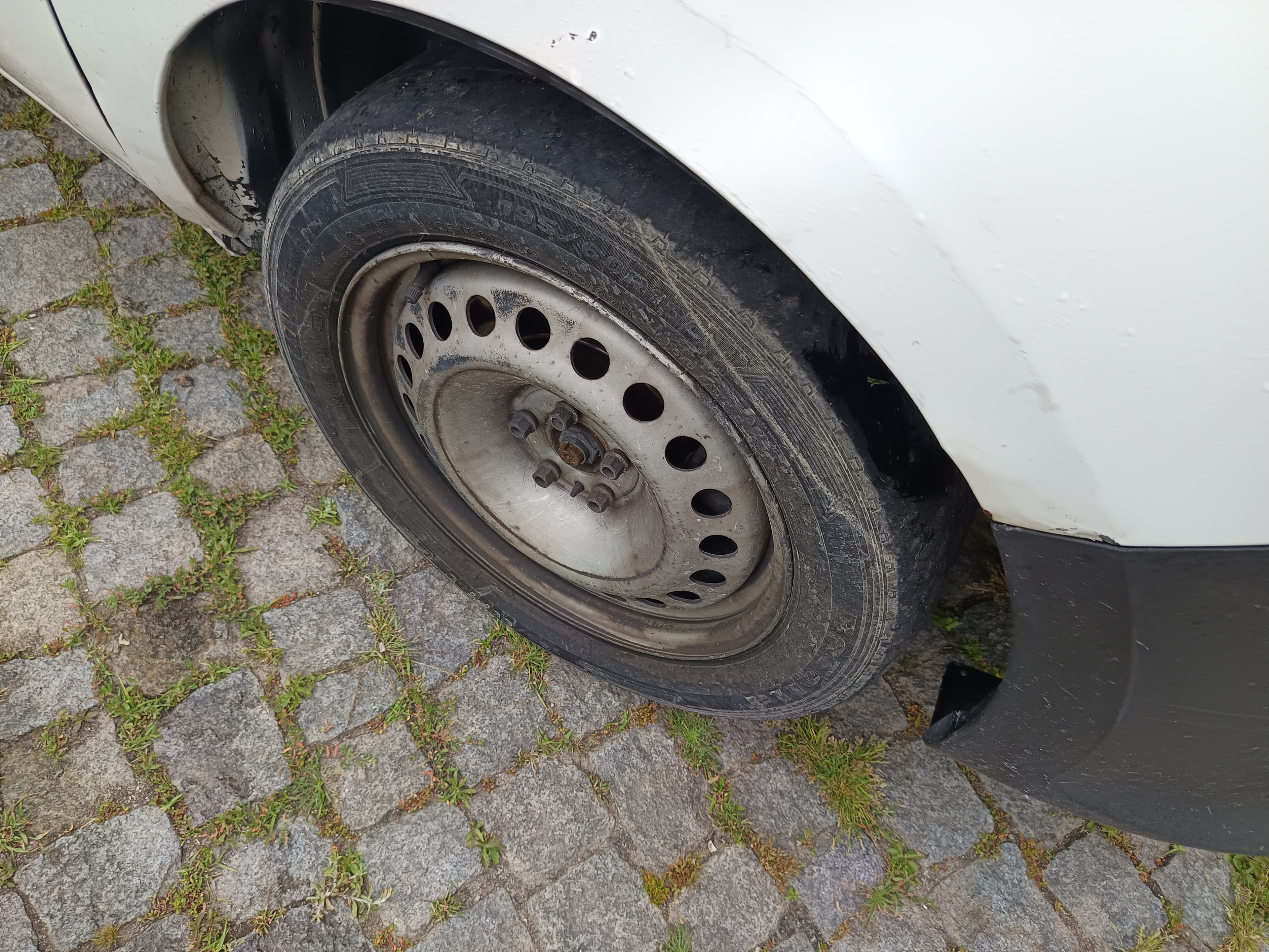 Opel Combo · Ano 2016 — imagem 15