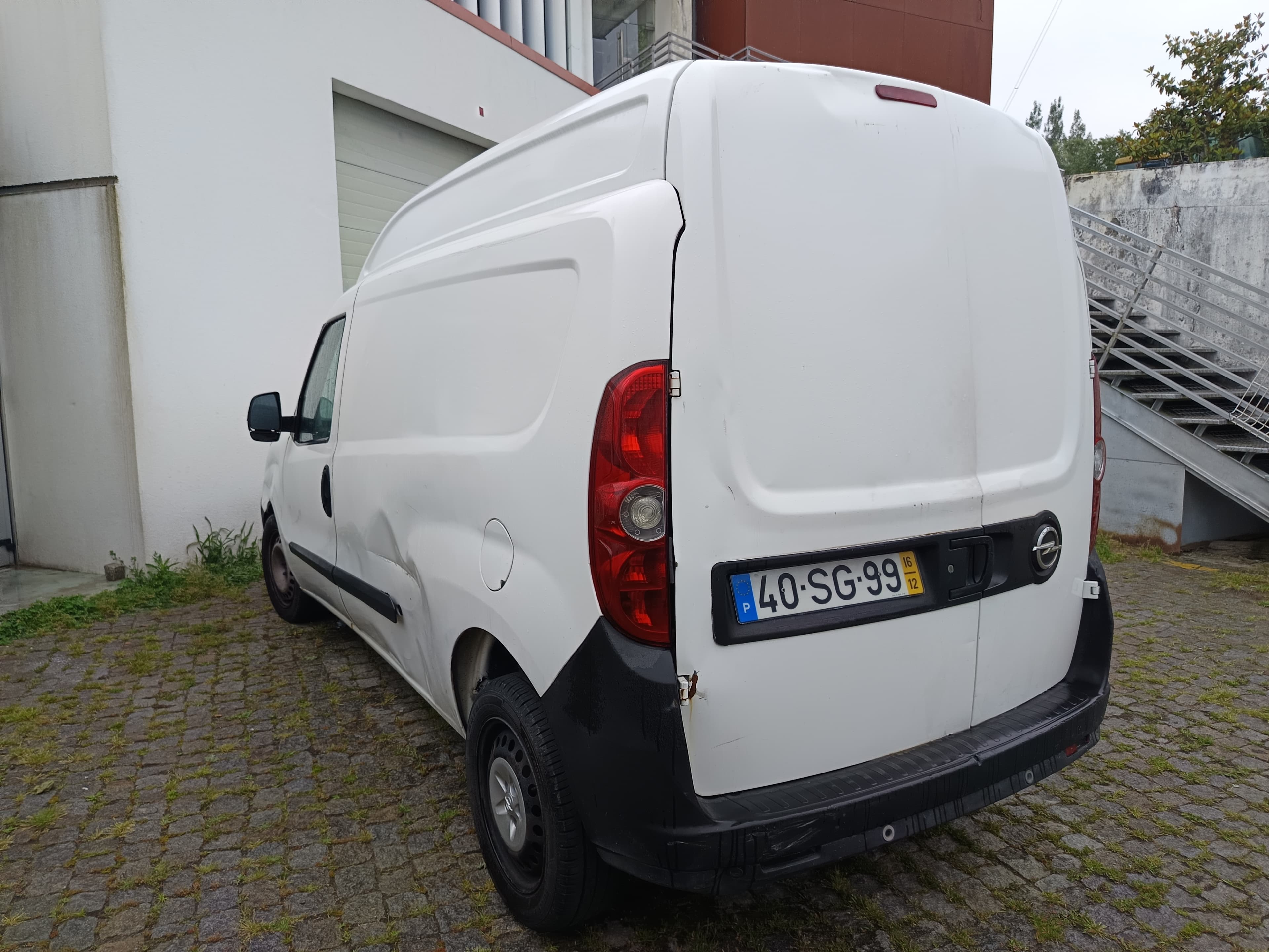 Opel Combo · Ano 2016 — imagem 6