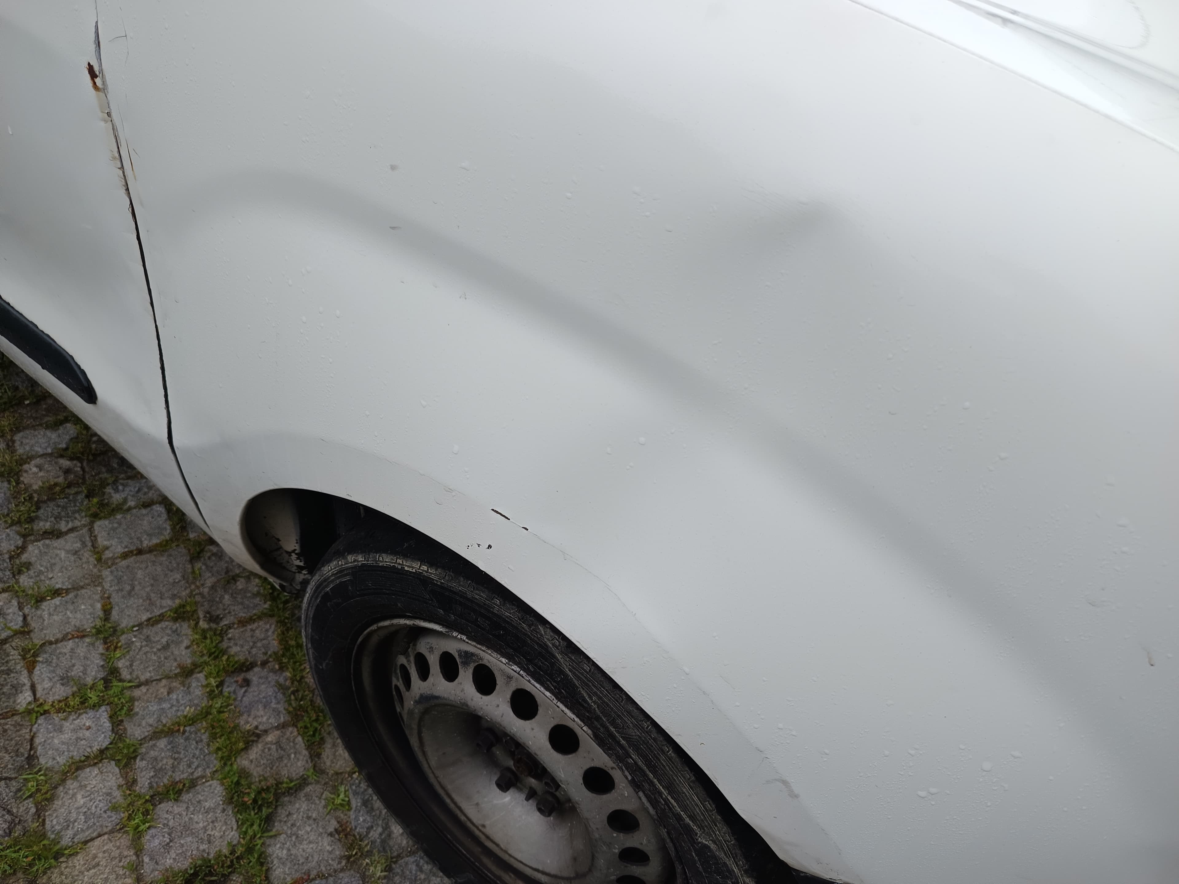 Opel Combo · Ano 2016 — imagem 16
