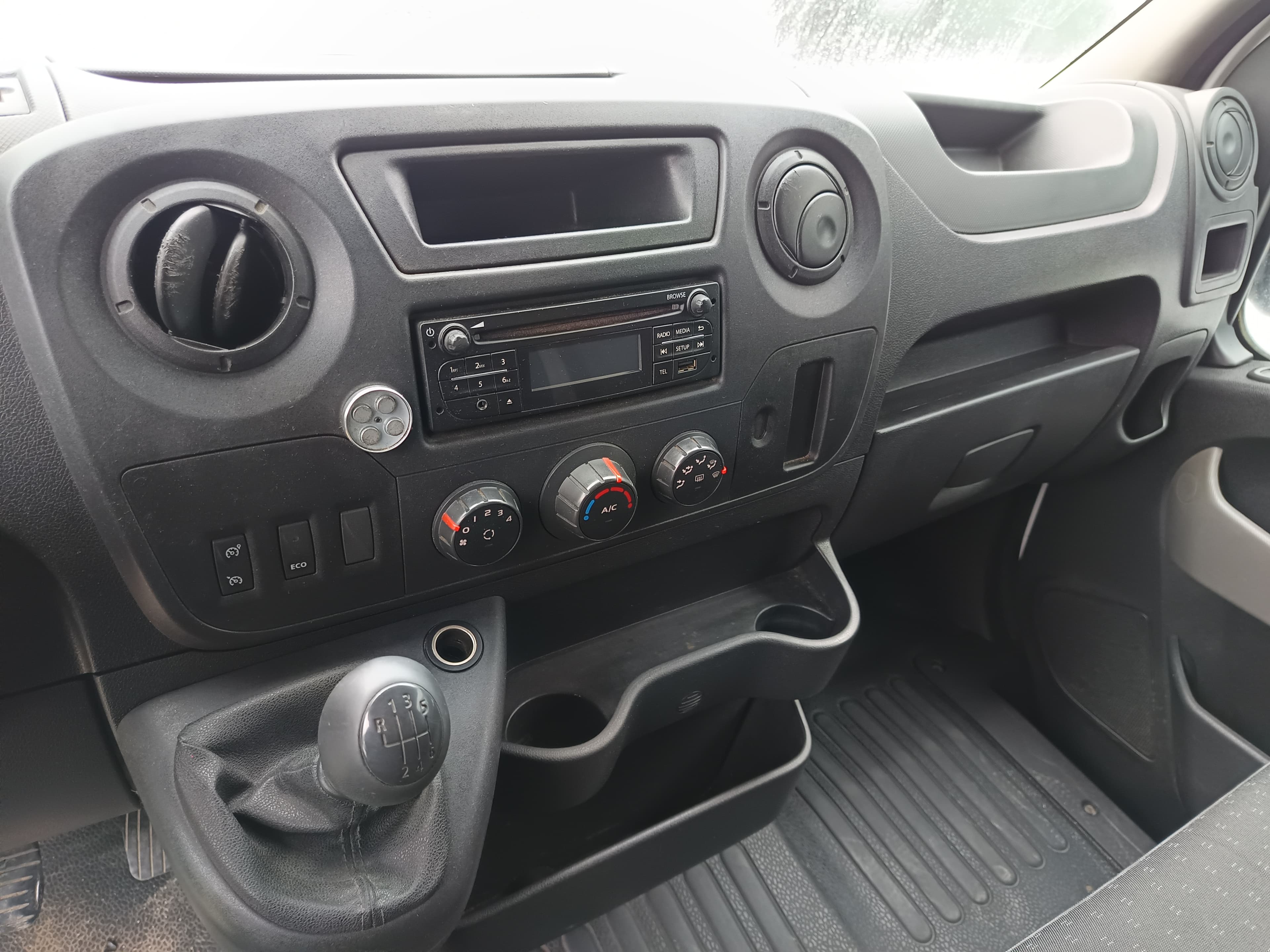 Opel Movano · Ano 2018 — image 28