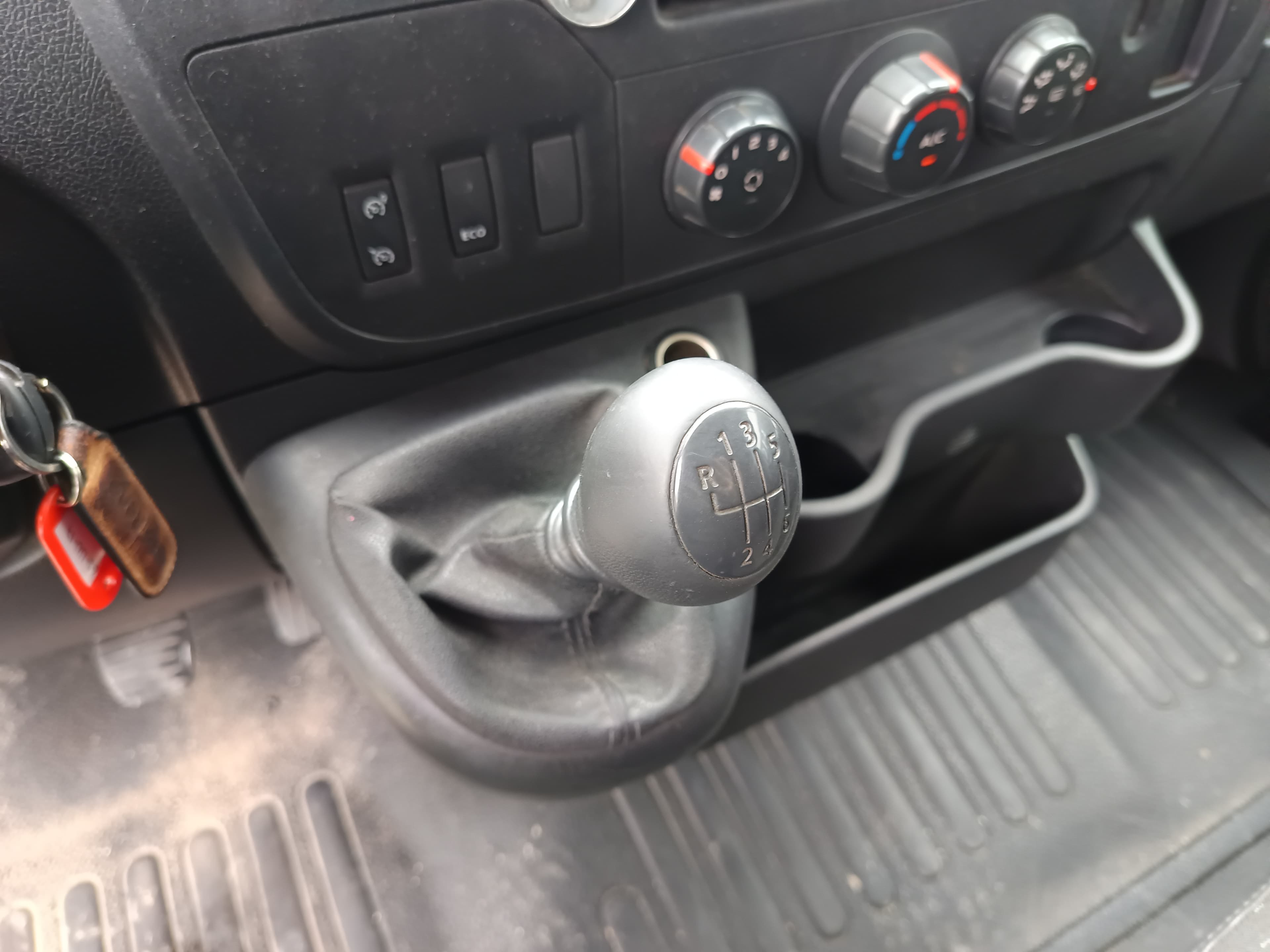 Opel Movano · Ano 2018 — image 30