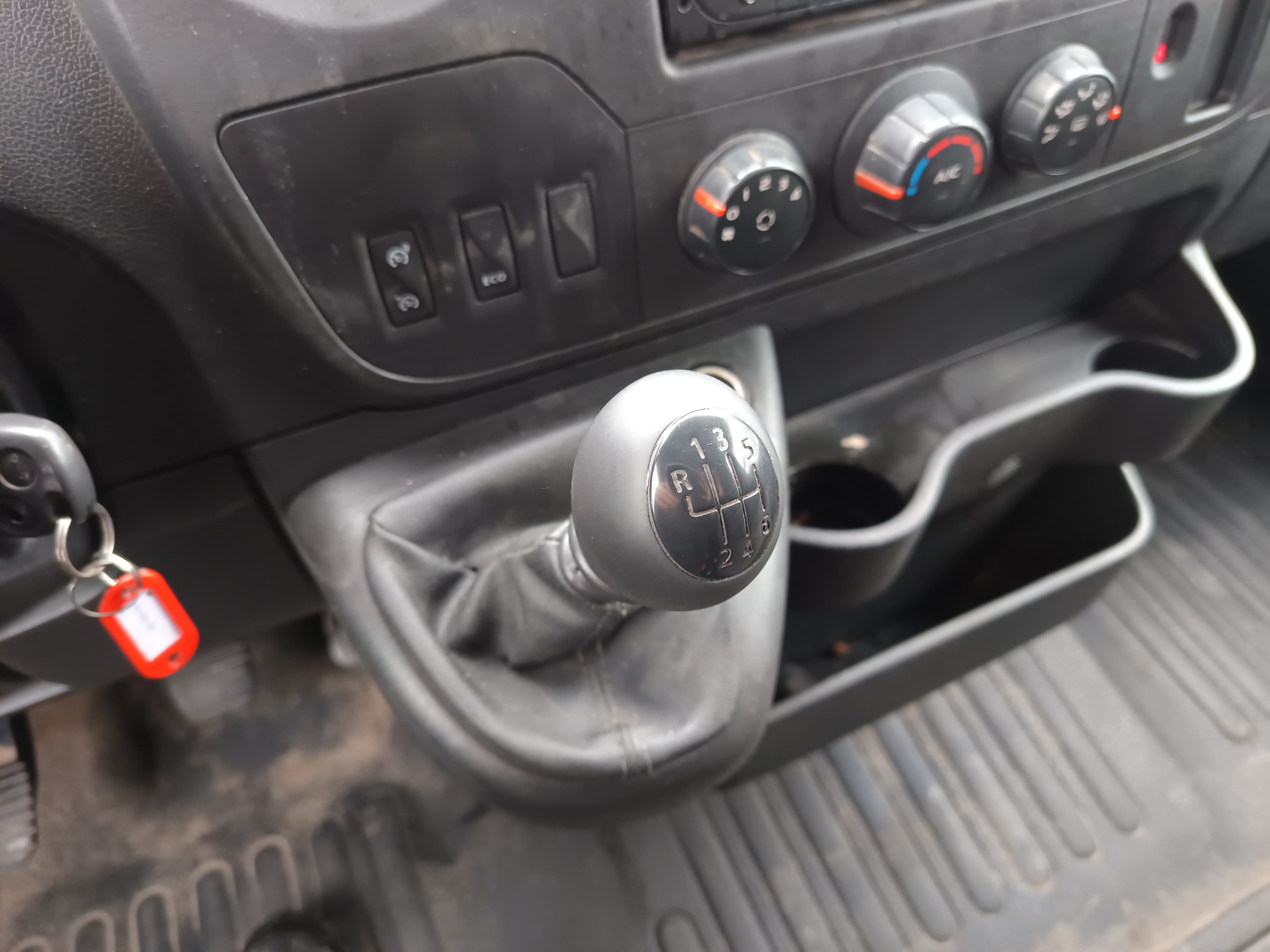 Opel Movano · Ano 2019 — image 23