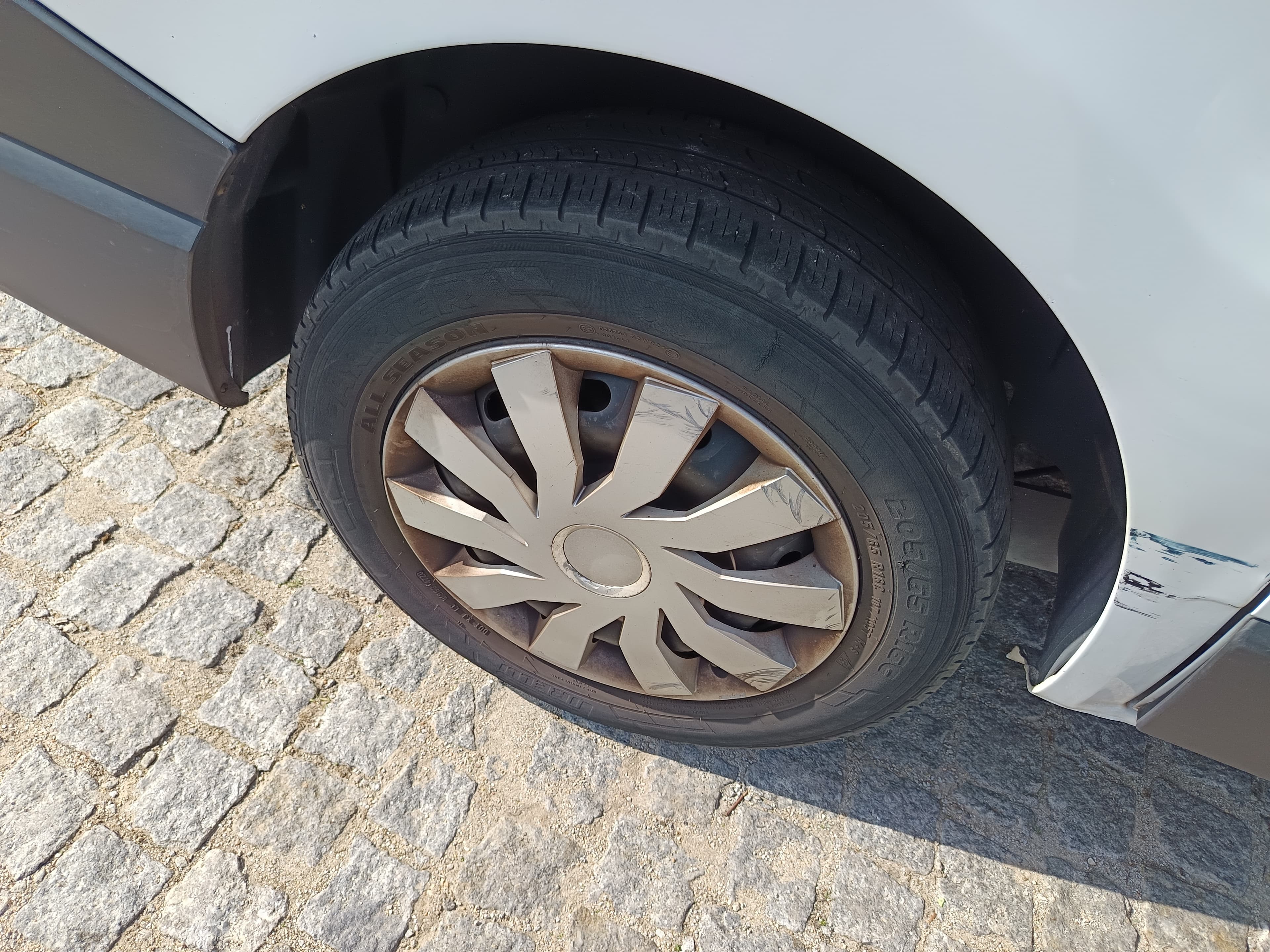 Renault Trafic · Ano 2017 — imagen 10