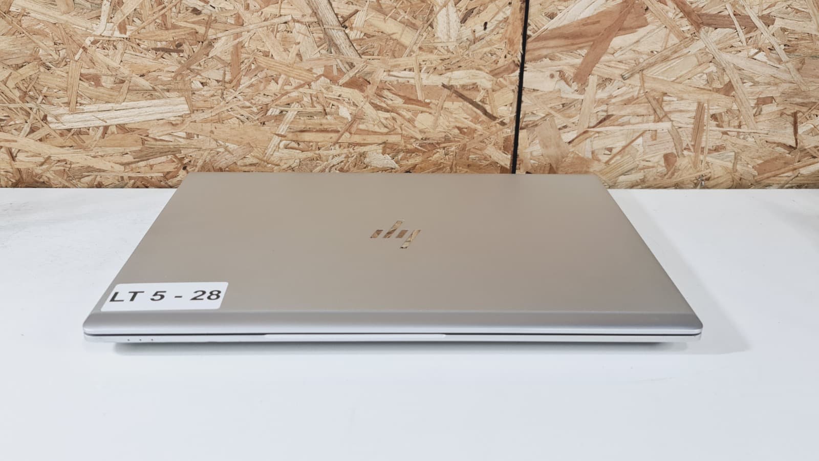 Computador portátil HP EliteBook 840 G5 — imagen 2