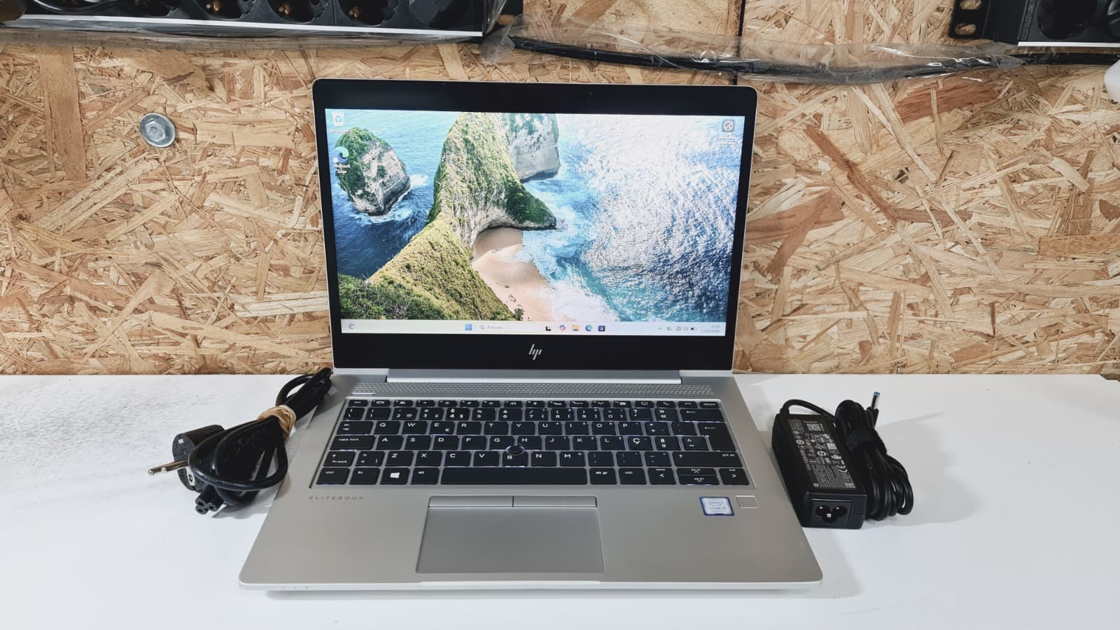 Computador portátil HP EliteBook 830 G6