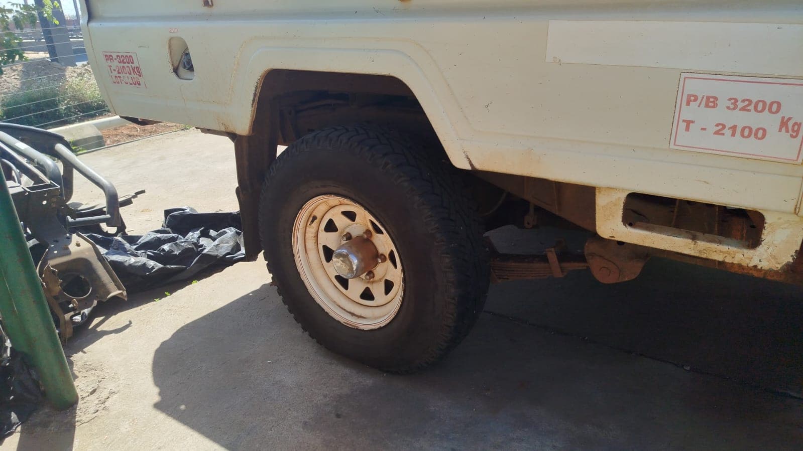 Toyota Land Cruiser 3,18m - 2013 — imagen 11