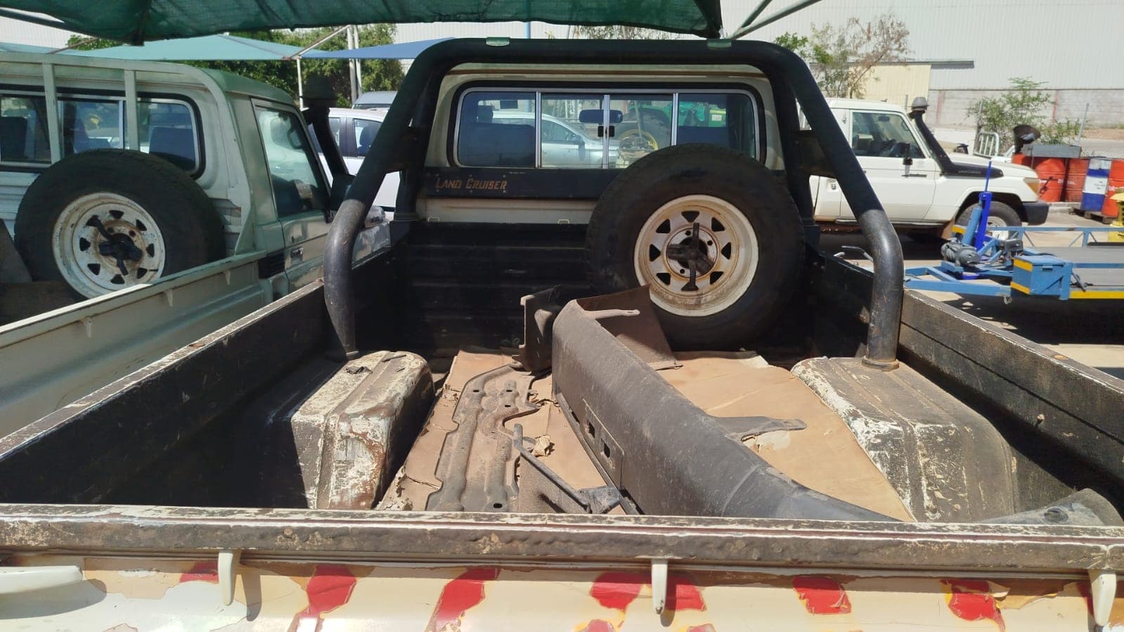 Toyota Land Cruiser 3,18m - 2013 — imagen 8