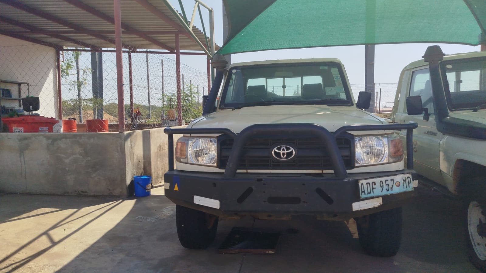 Toyota Land Cruiser 3,18m - 2013 — imagen 1