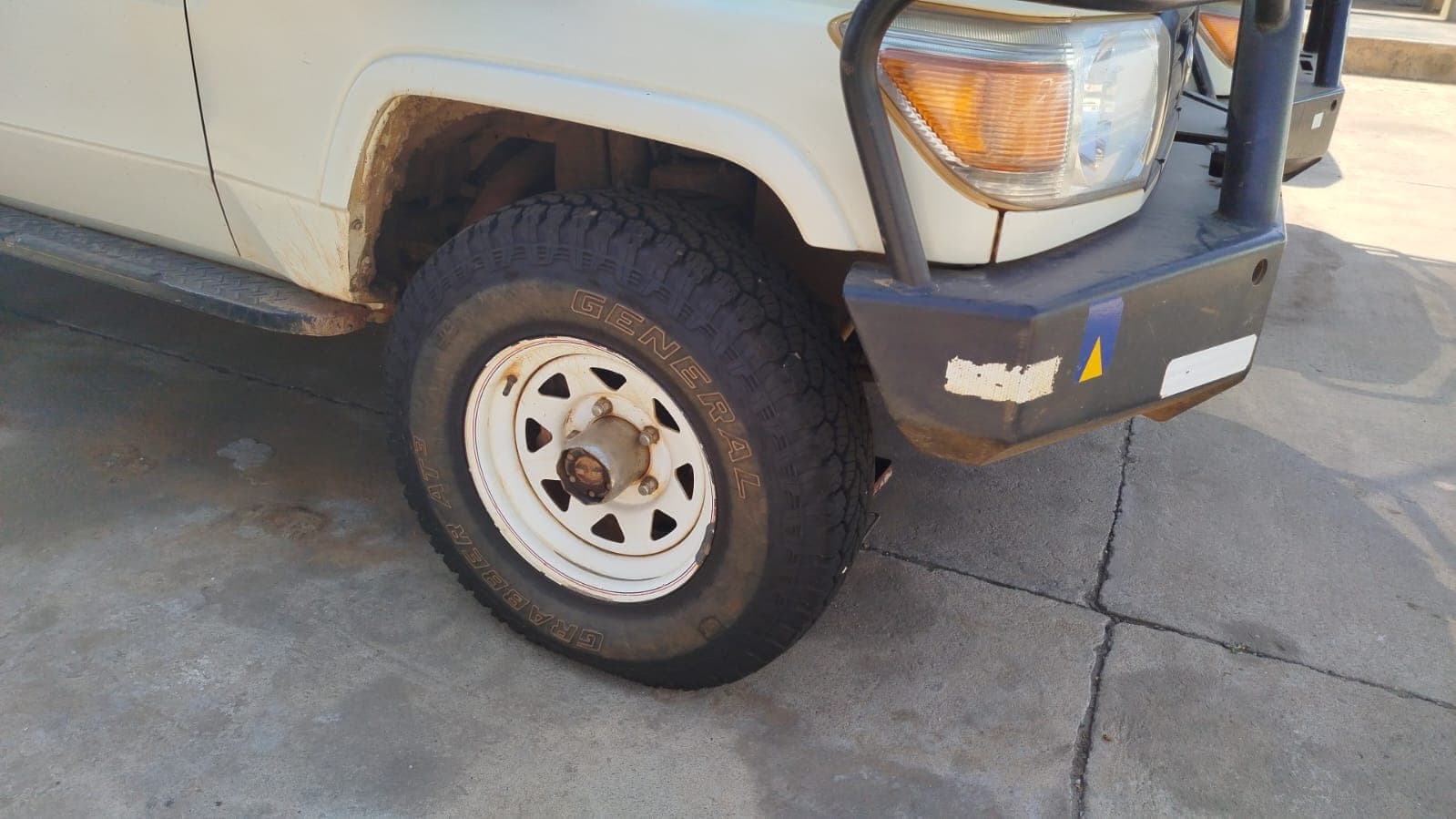 Toyota Land Cruiser 3,18m - 2013 — imagen 9