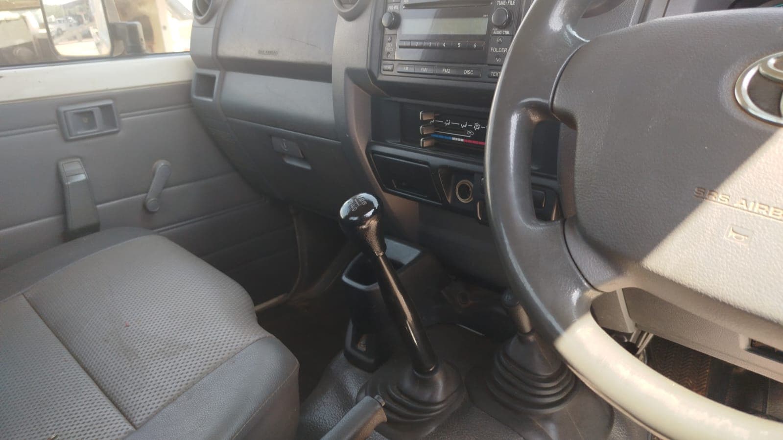 Toyota Land Cruiser 3,18m - 2013 — image 19