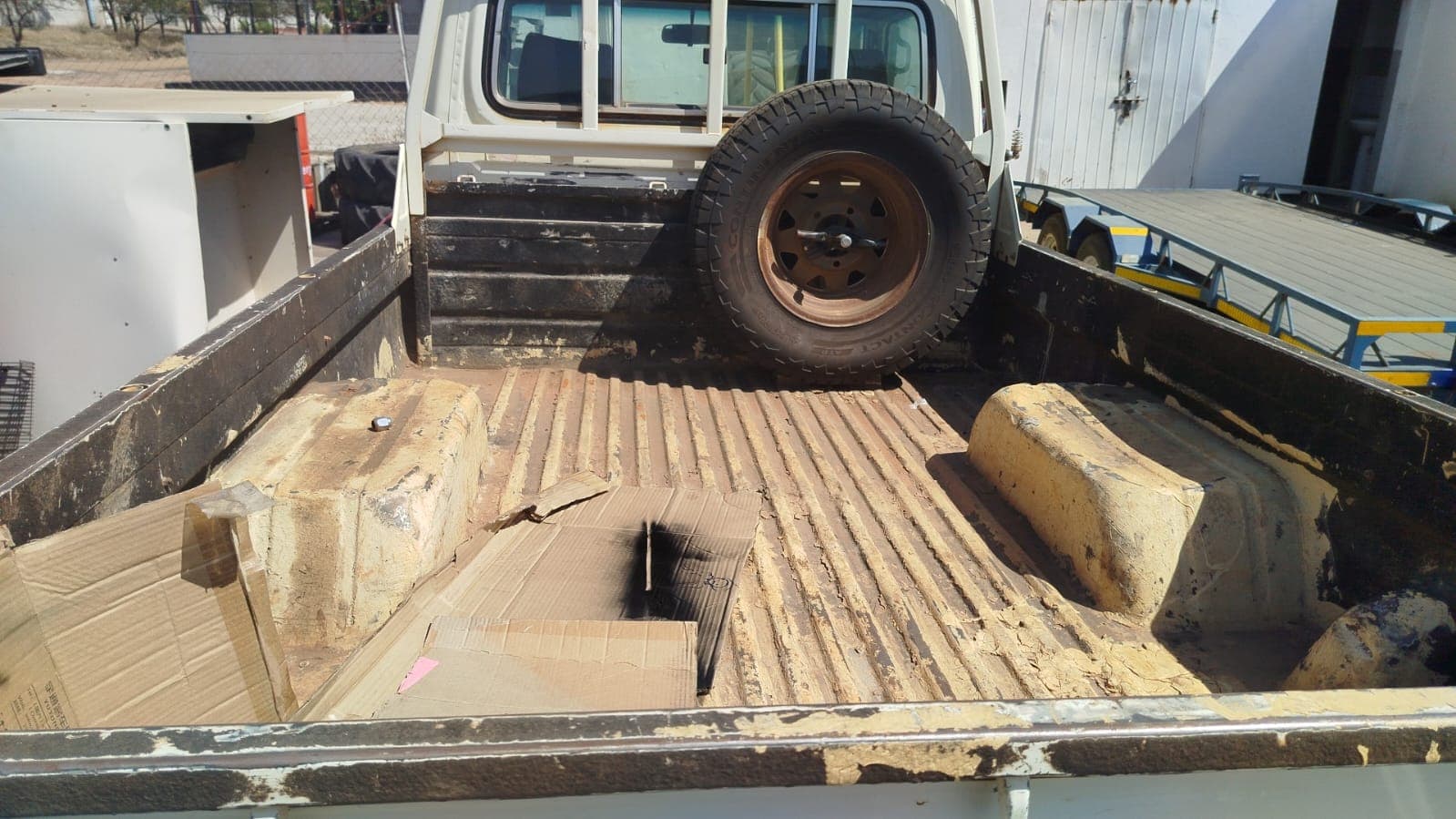 Toyota Land Cruiser 3,18m - 2013 — image 5